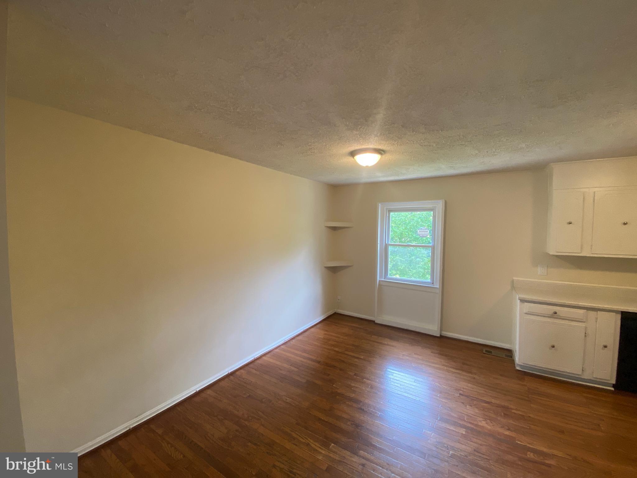 OLDE GREENWICH - Residential Lease