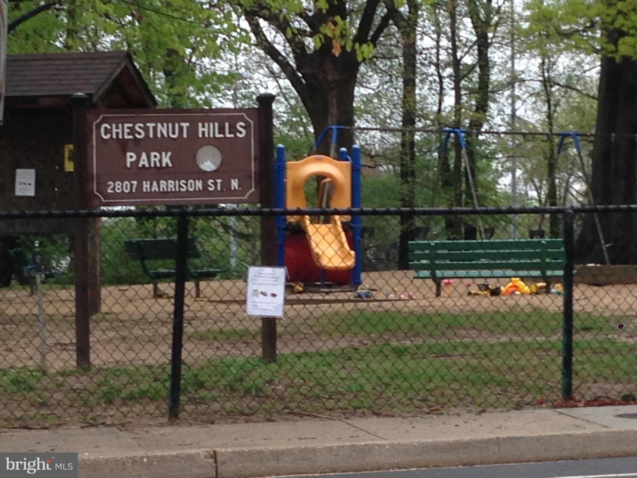 CRESCENT HILLS - Residential