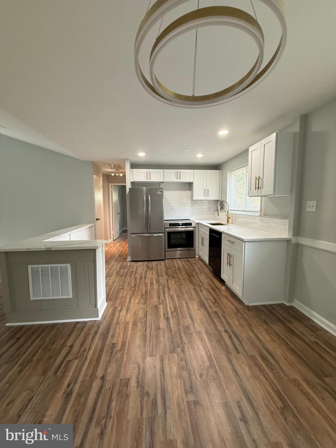 1112 CHAPLIN STREET SE