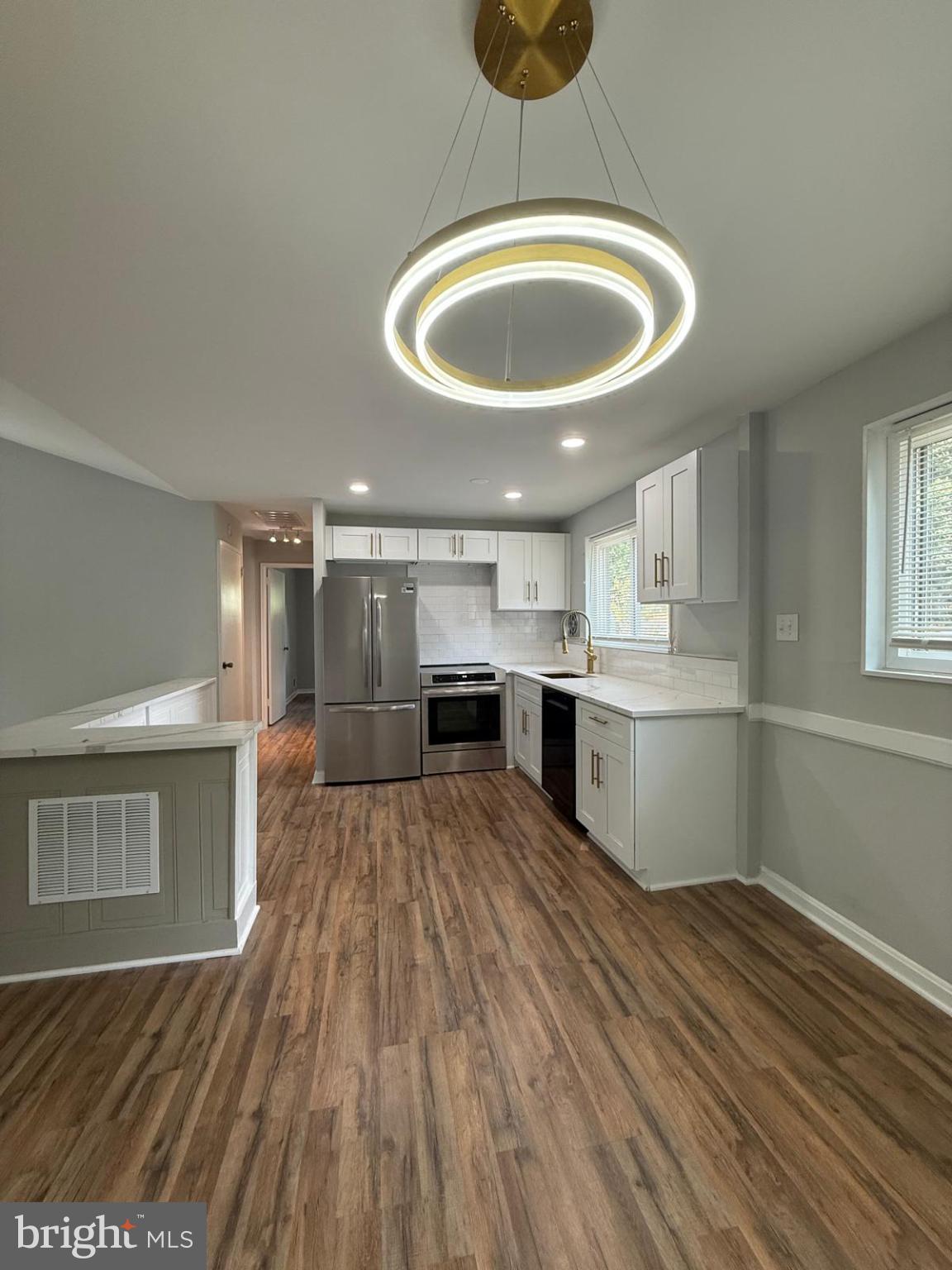 1112 CHAPLIN STREET SE