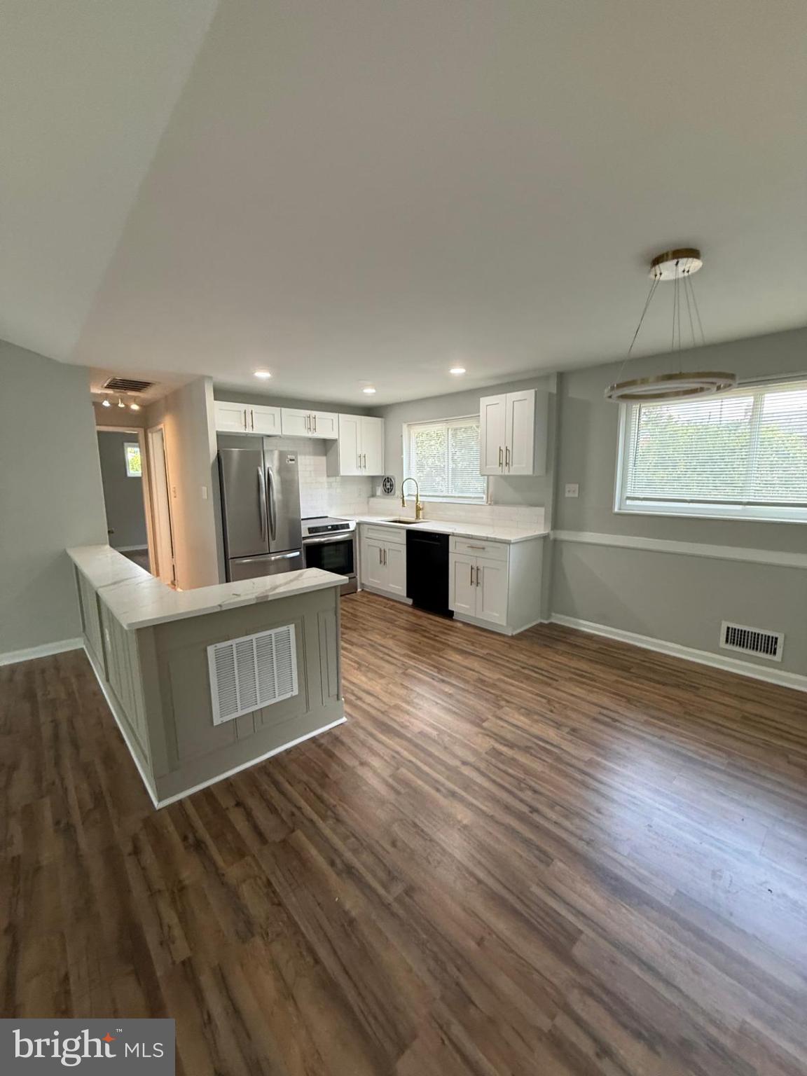 1112 CHAPLIN STREET SE