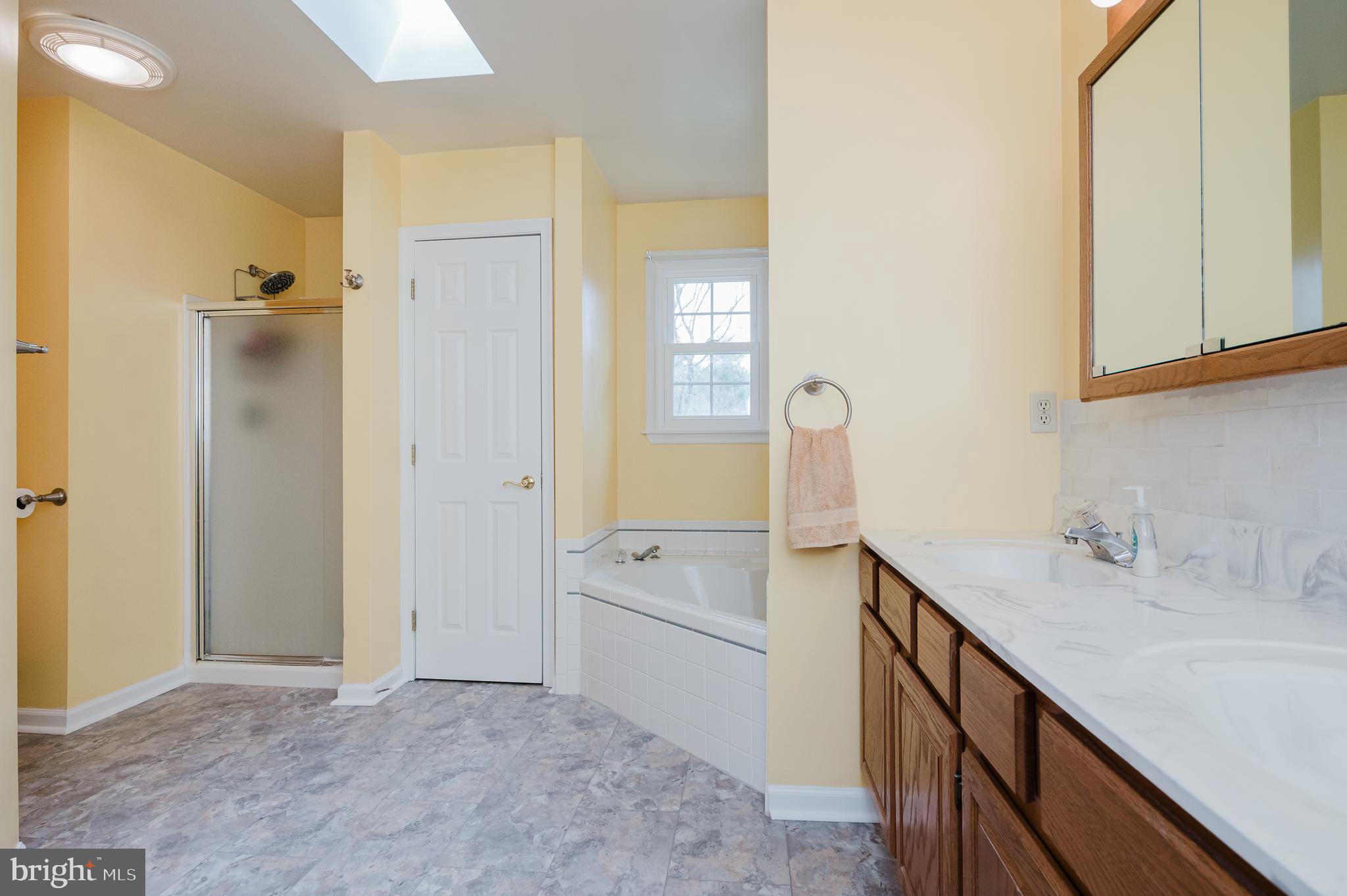 SUMMERVALE - Residential