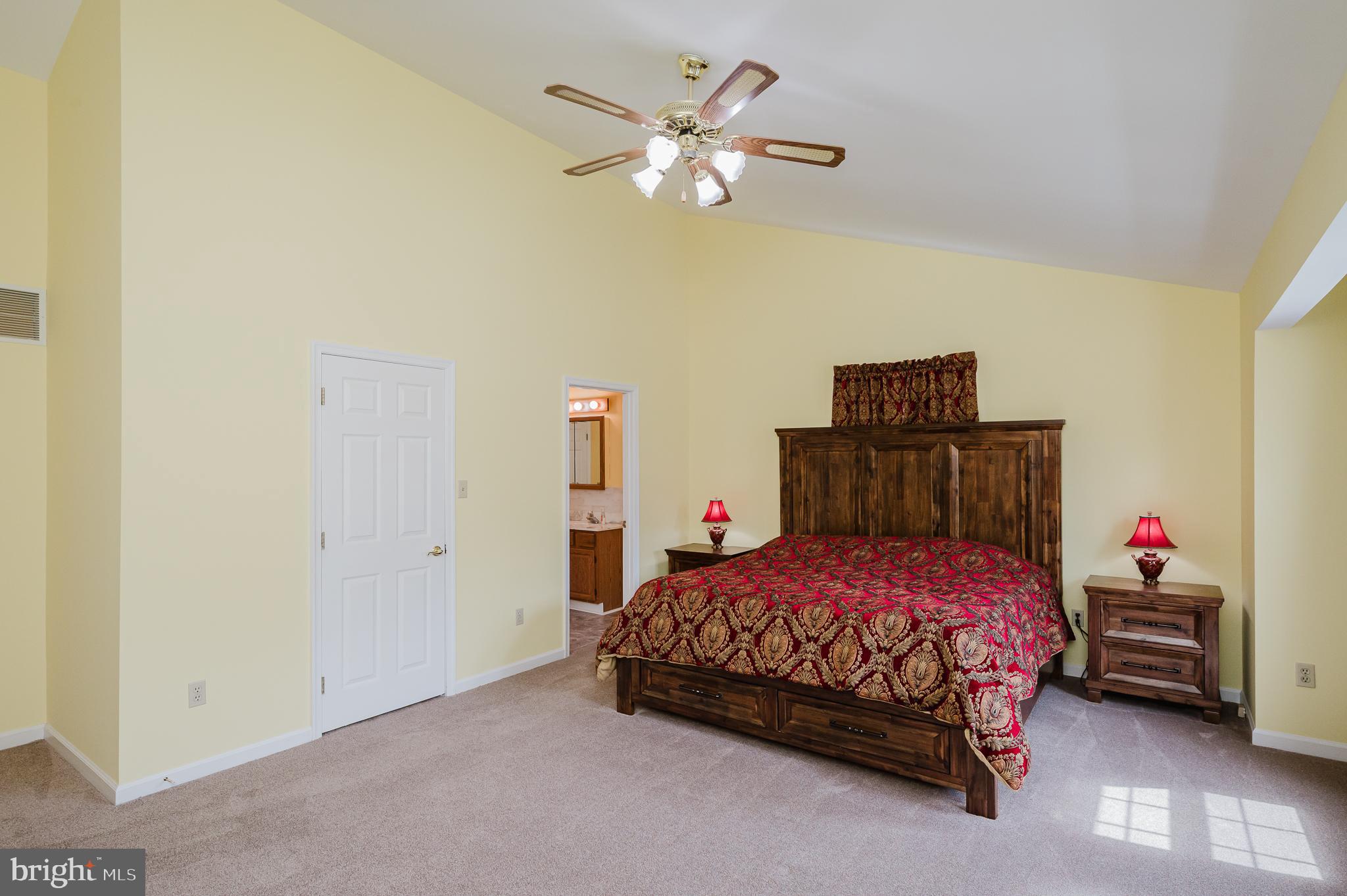 SUMMERVALE - Residential