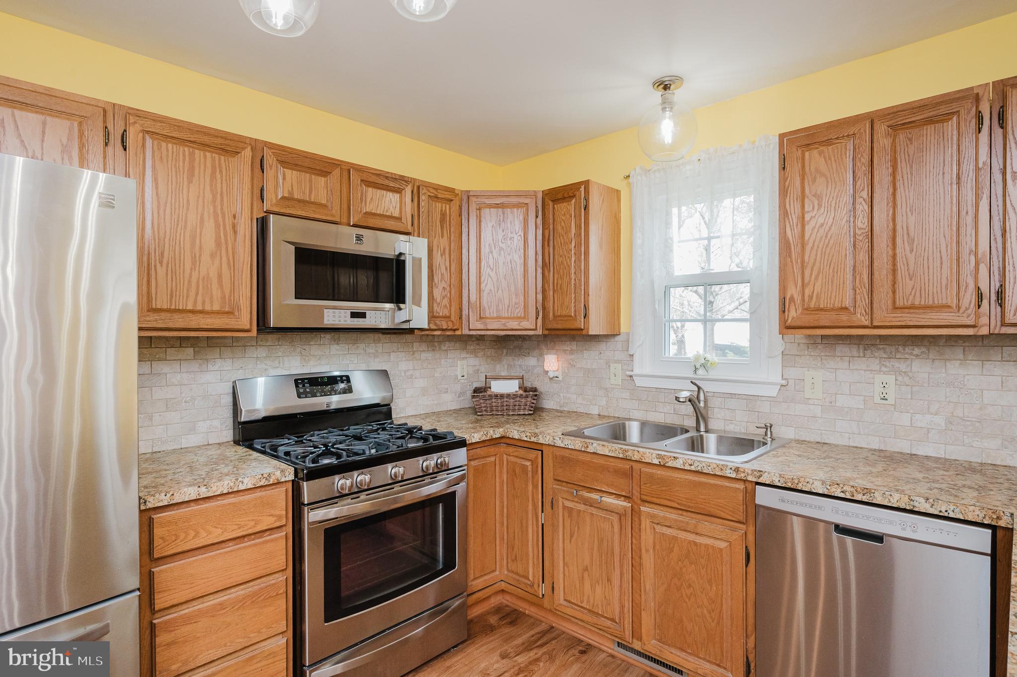 SUMMERVALE - Residential