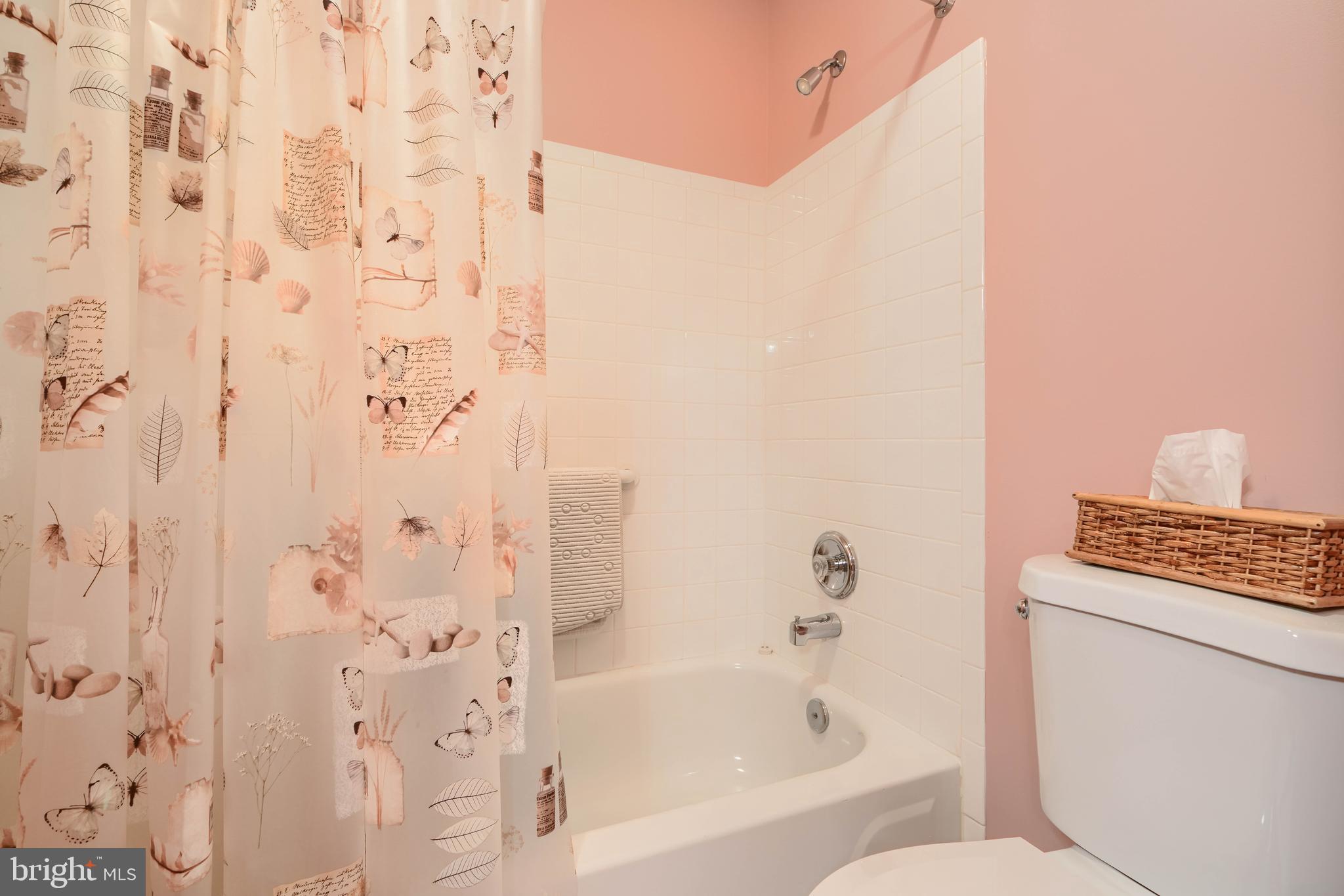 EDRICH MANOR - Residential