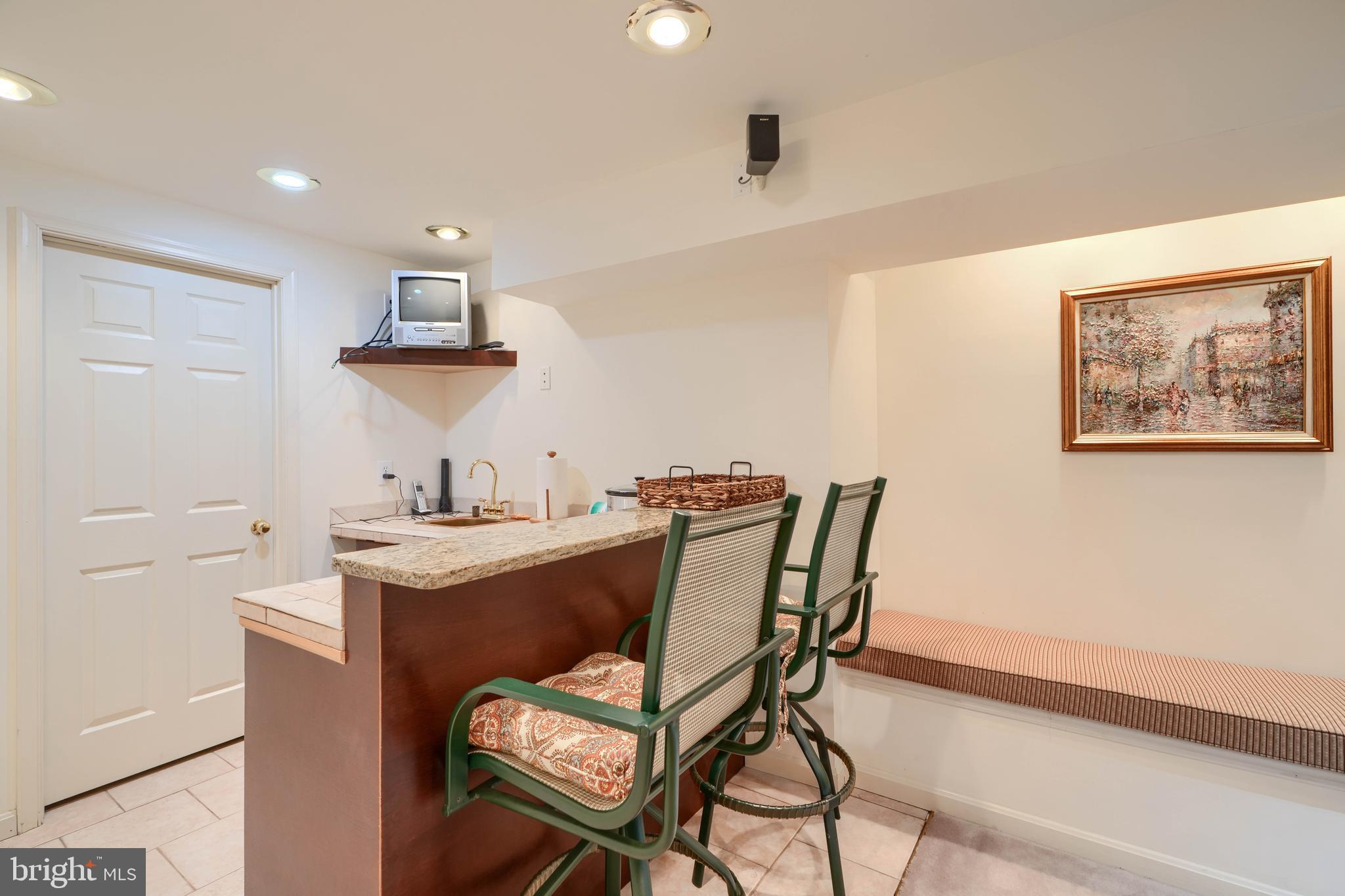 EDRICH MANOR - Residential