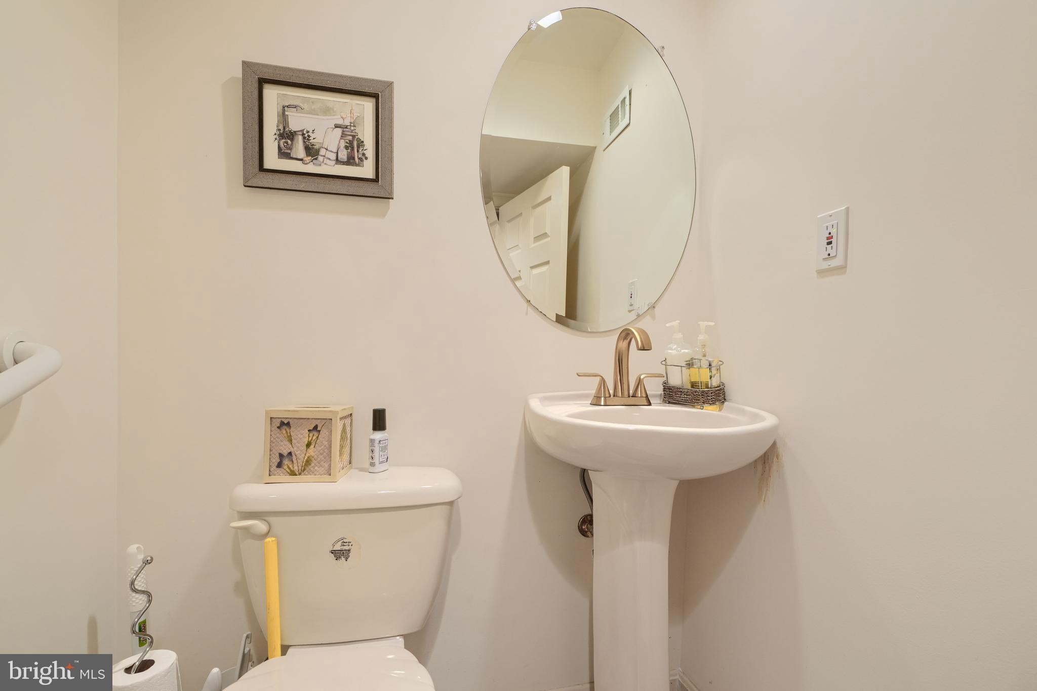 EDRICH MANOR - Residential