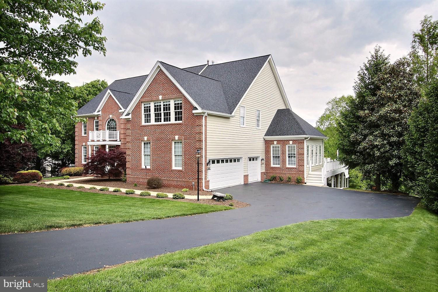 ABRAMS - Residential