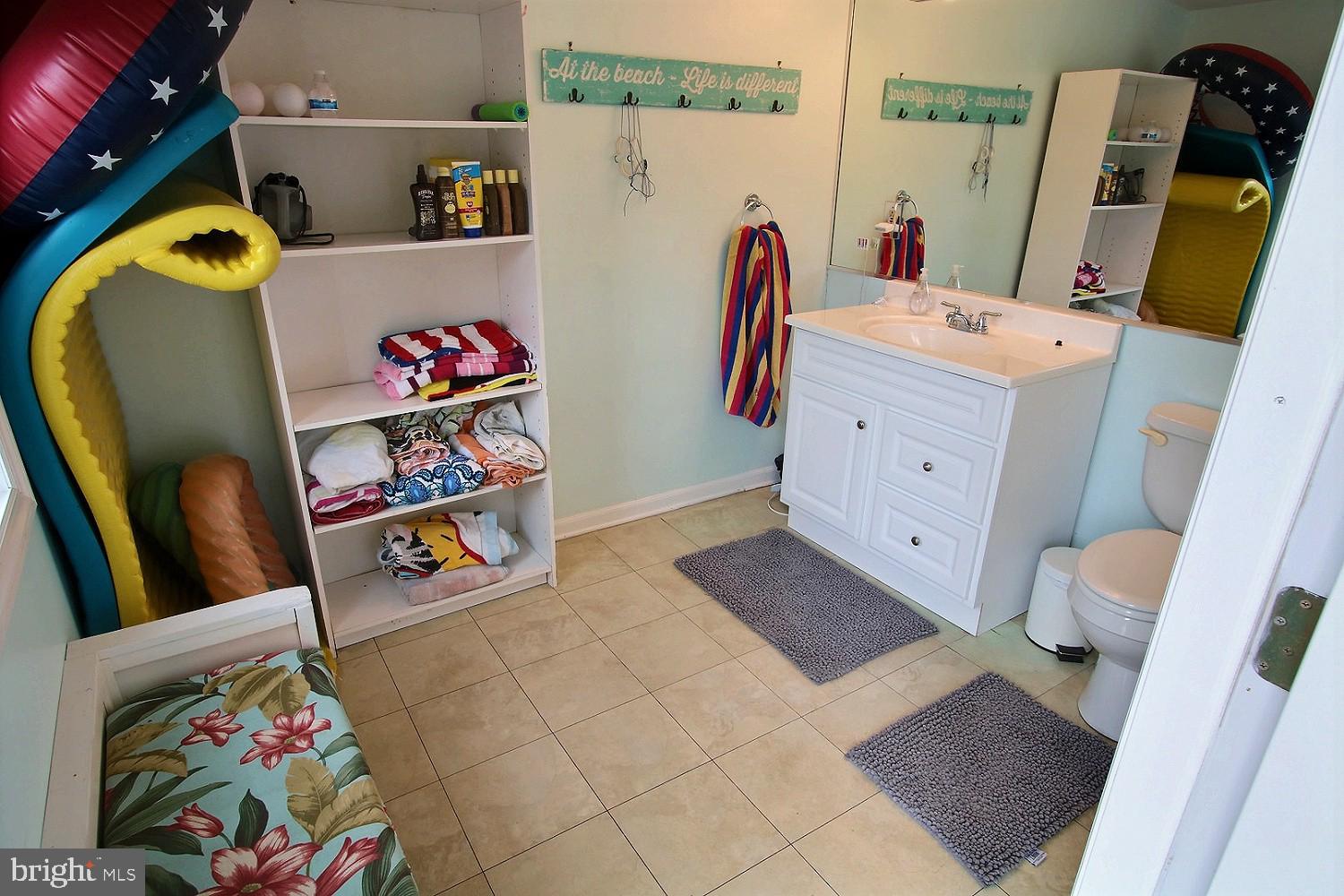 ABRAMS - Residential