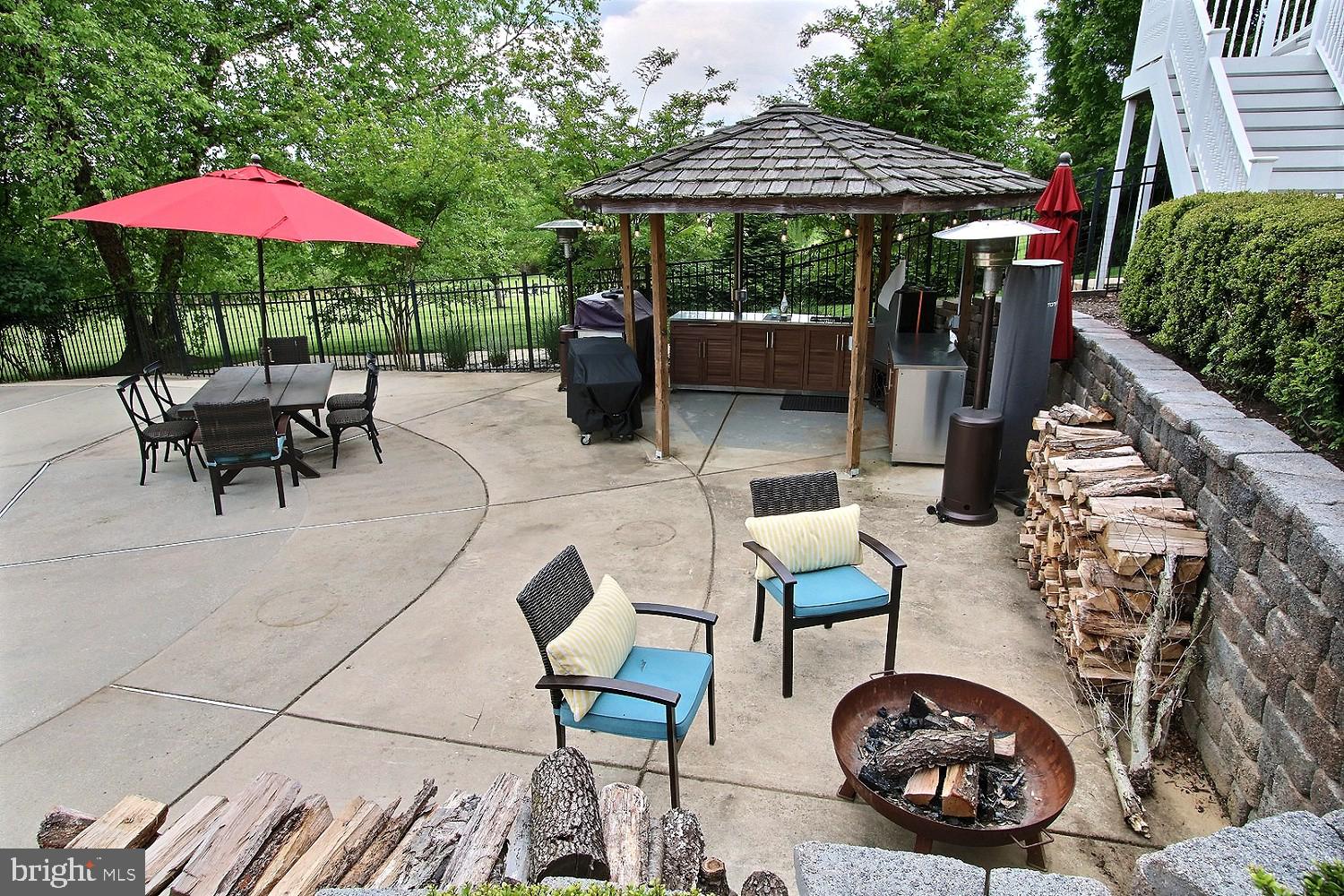 ABRAMS - Residential