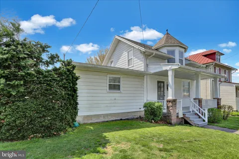 MLS: PABK2070830