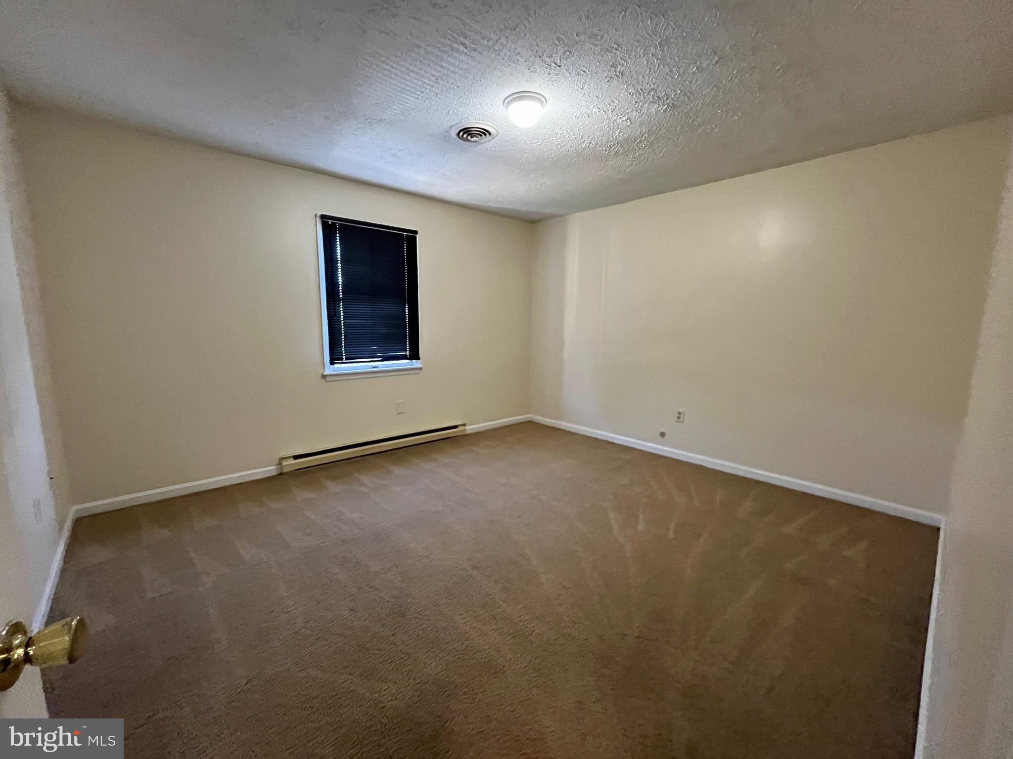 HIGH MEADOW - Residential Lease