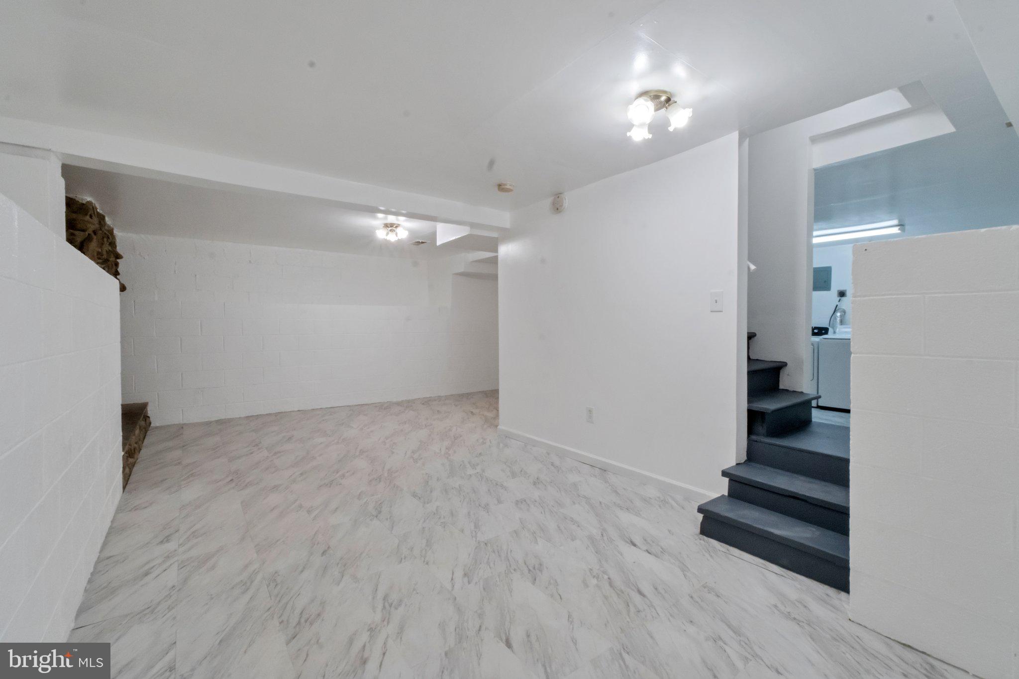 TWINBROOK - Residential Lease