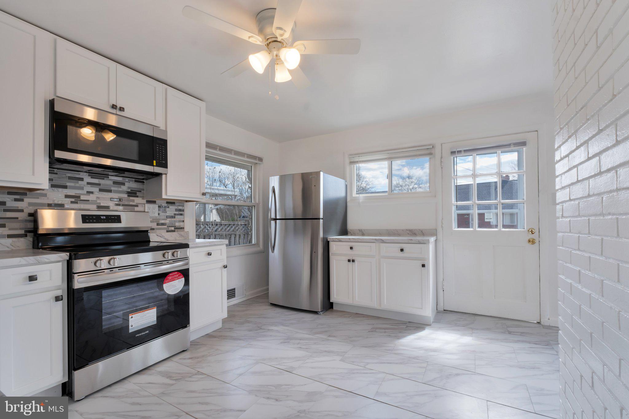 TWINBROOK - Residential Lease