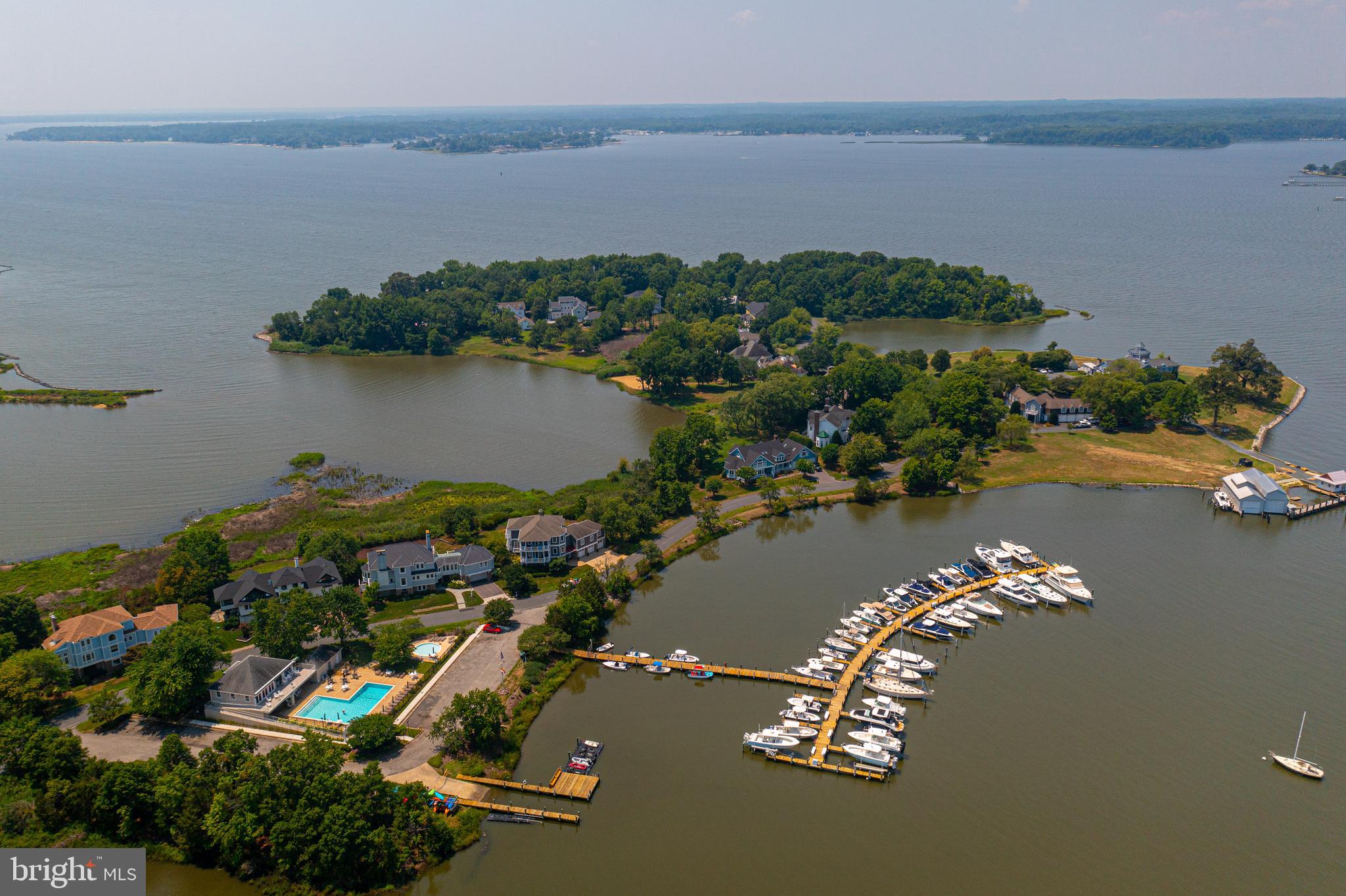 FISHING CREEK FARM - Residential
