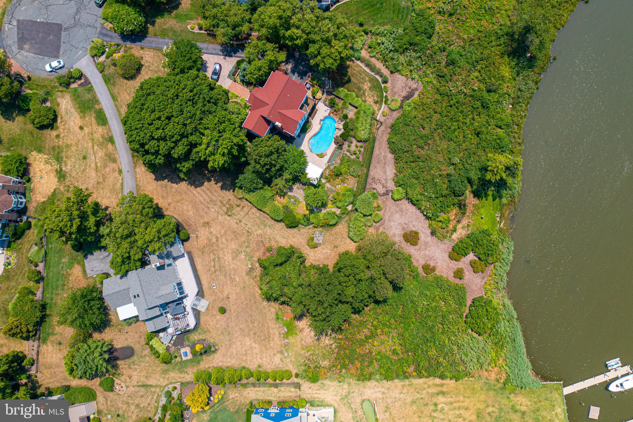 FISHING CREEK FARM - Residential