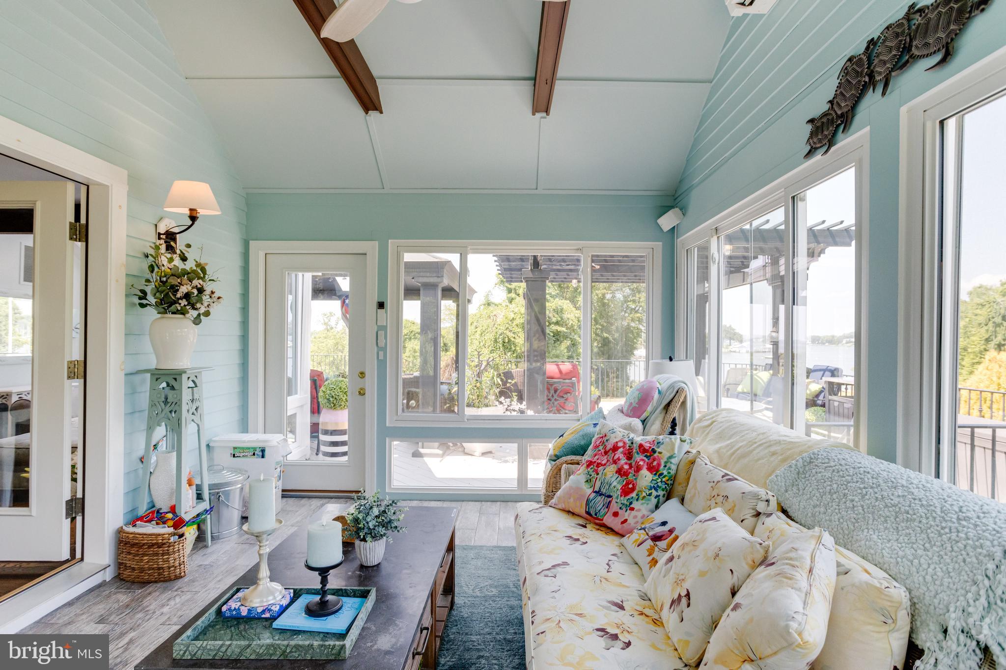 FISHING CREEK FARM - Residential