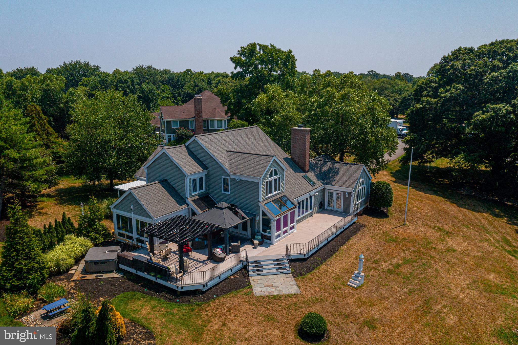 FISHING CREEK FARM - Residential