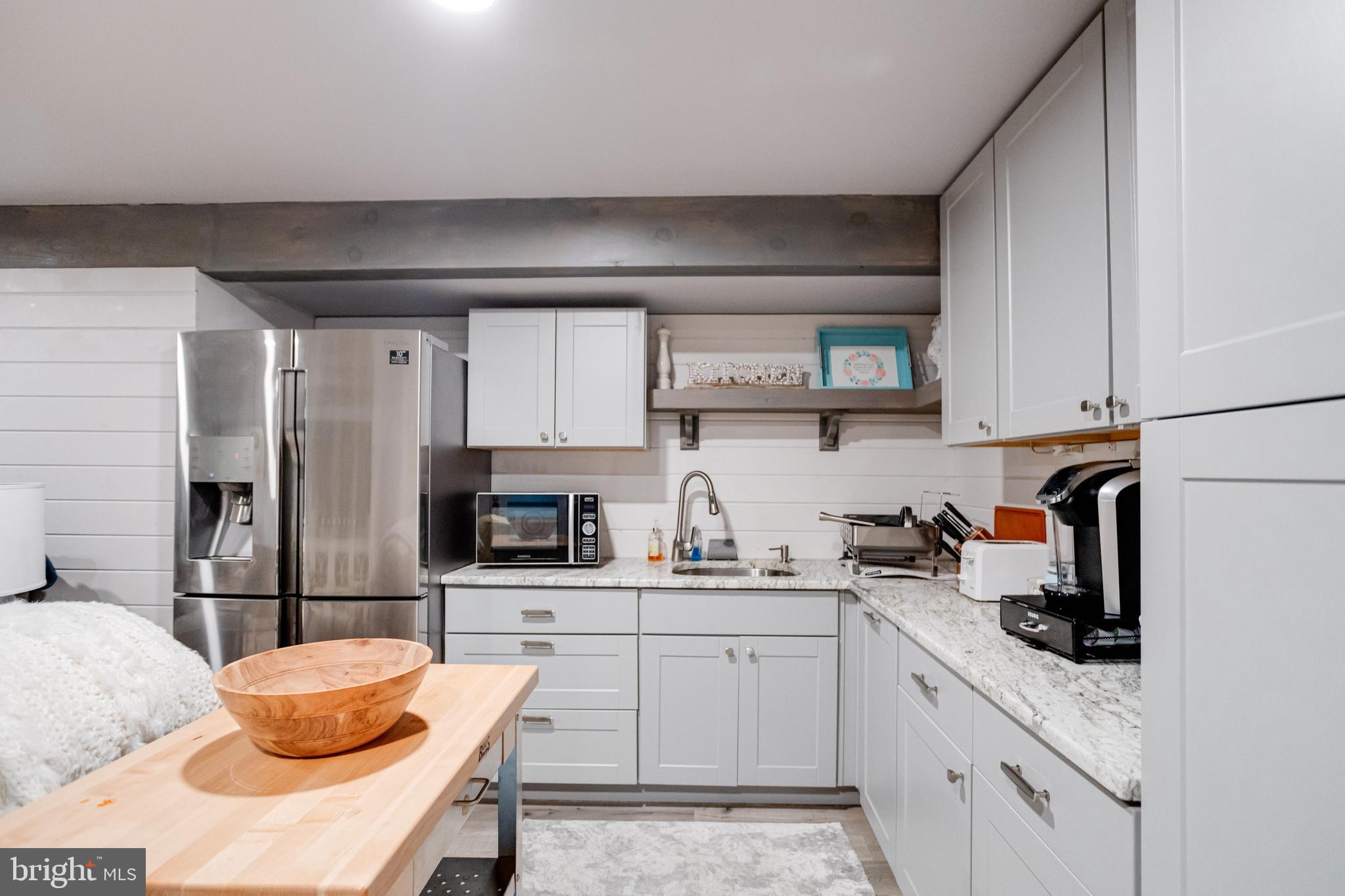 FISHING CREEK FARM - Residential