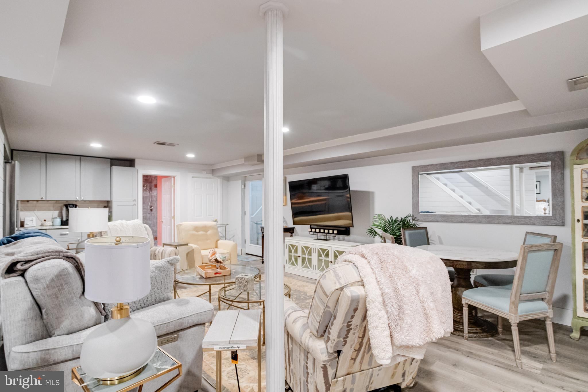 FISHING CREEK FARM - Residential