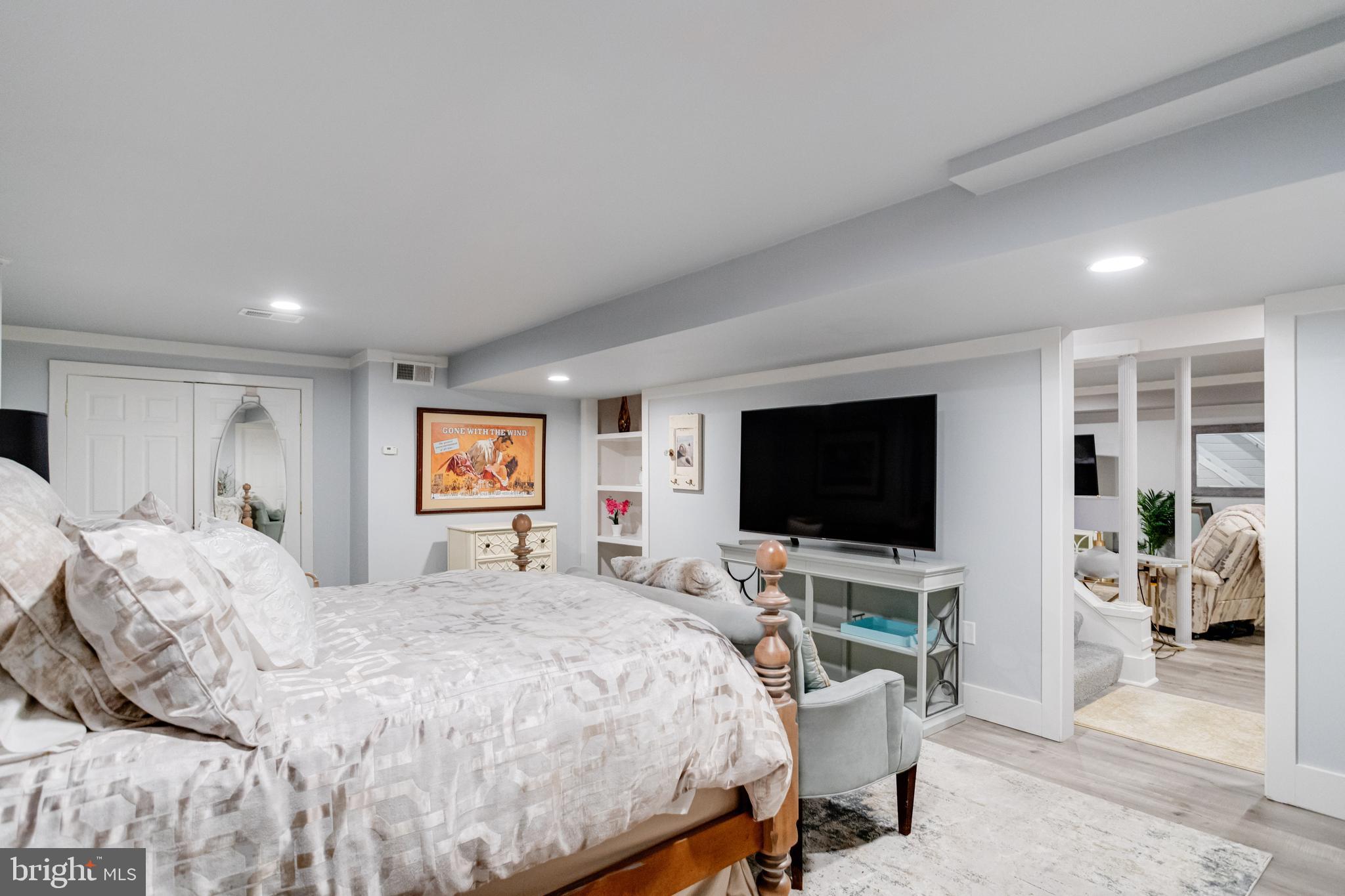 FISHING CREEK FARM - Residential