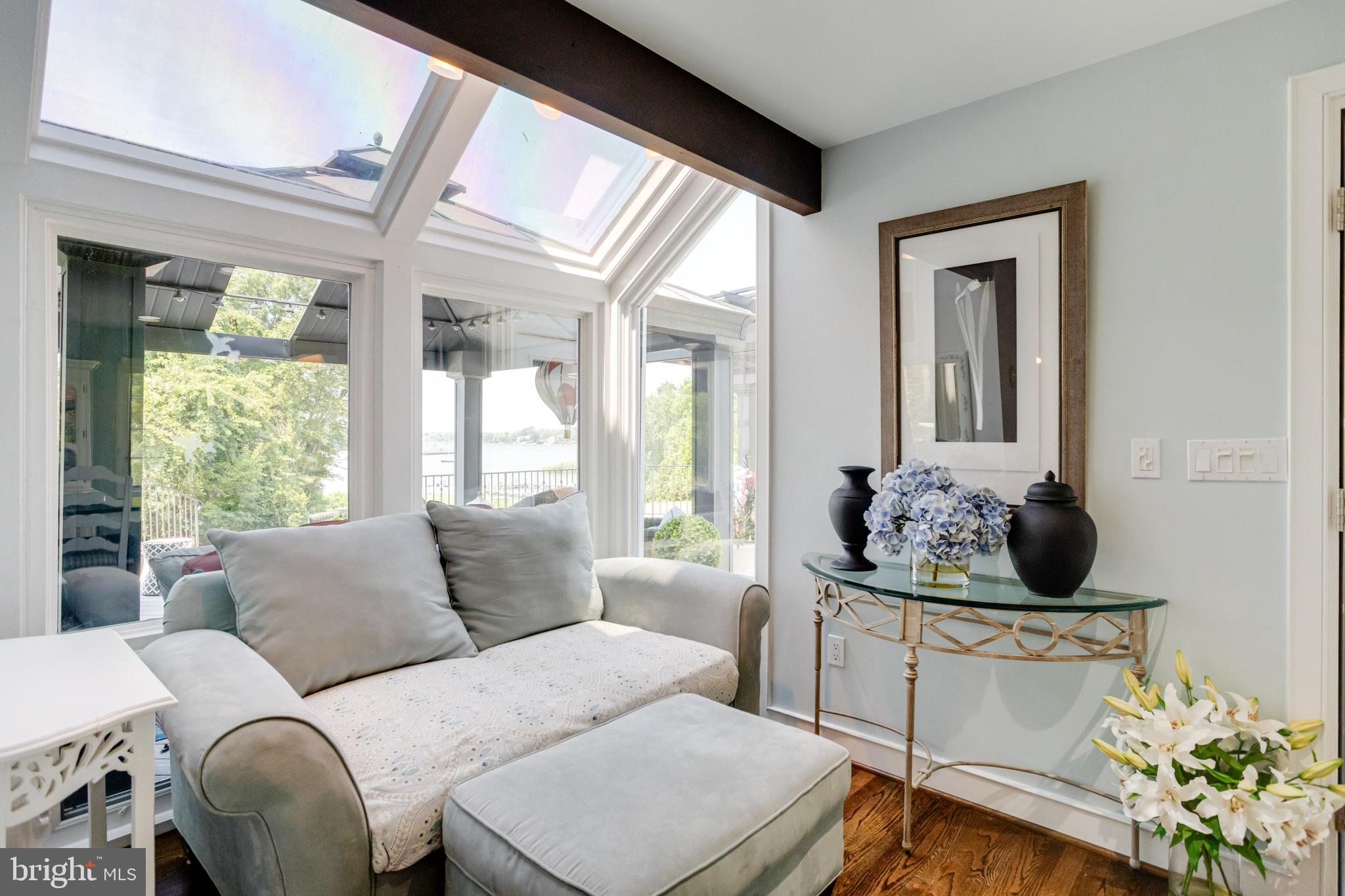 FISHING CREEK FARM - Residential