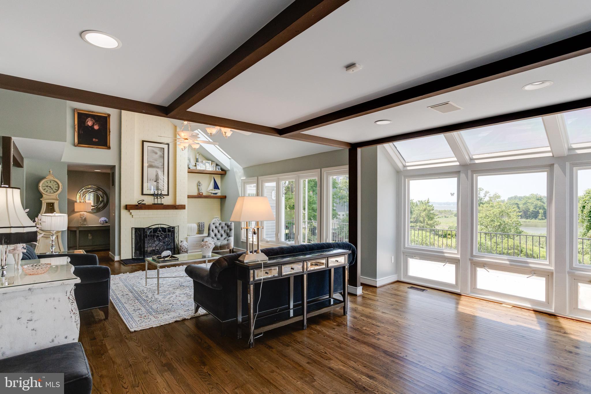 FISHING CREEK FARM - Residential