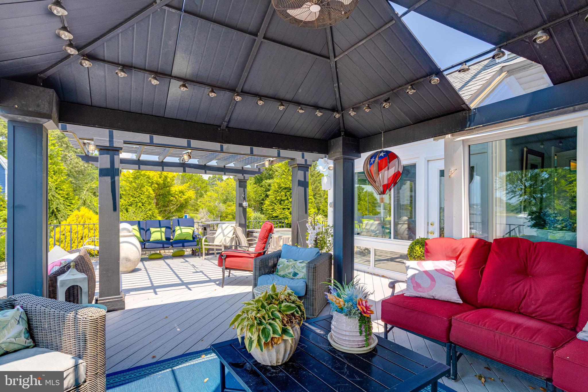 FISHING CREEK FARM - Residential