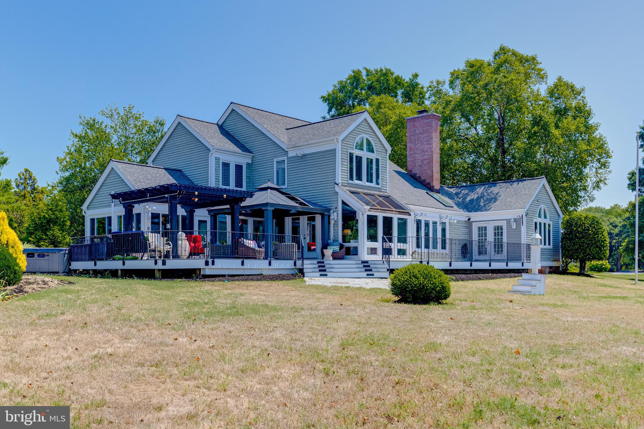 FISHING CREEK FARM - Residential