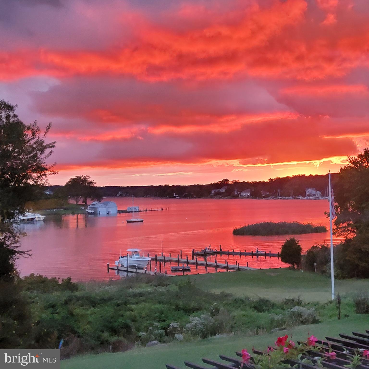 FISHING CREEK FARM - Residential