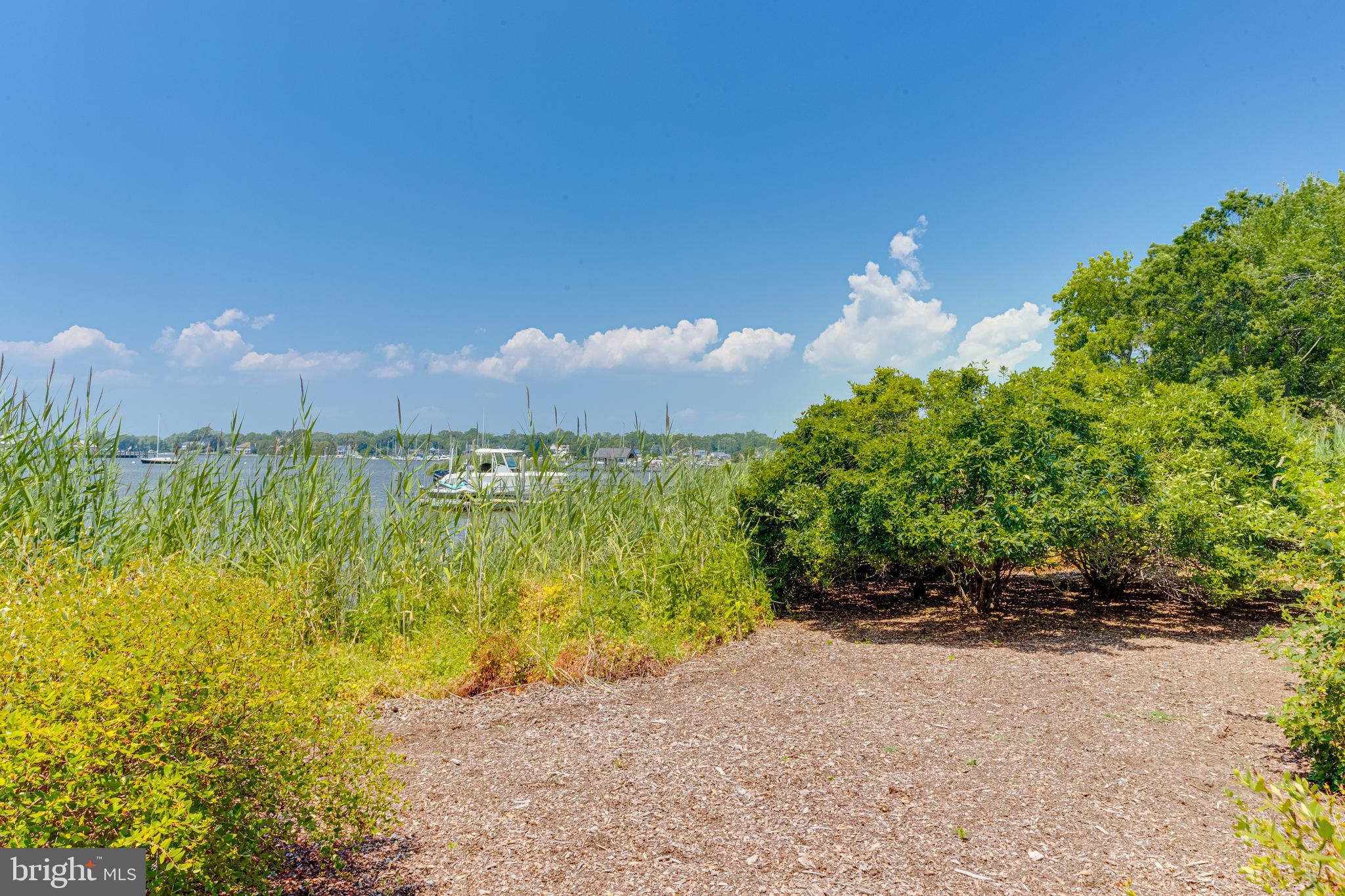 FISHING CREEK FARM - Residential
