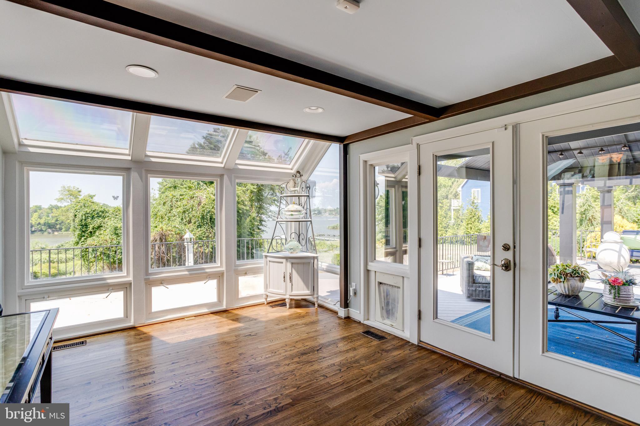 FISHING CREEK FARM - Residential