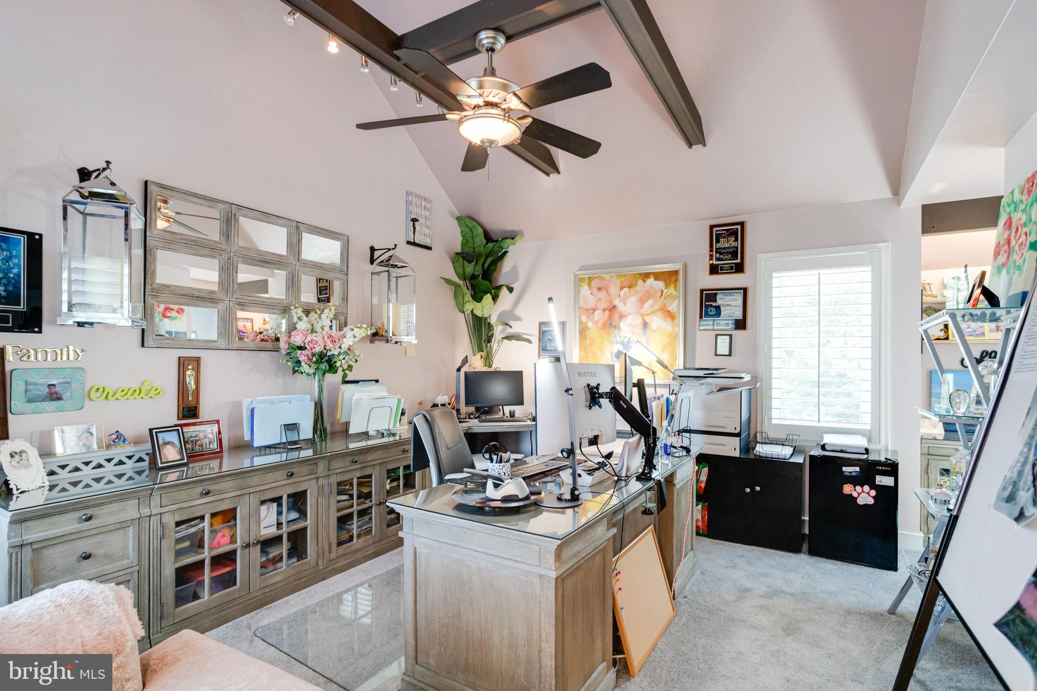 FISHING CREEK FARM - Residential