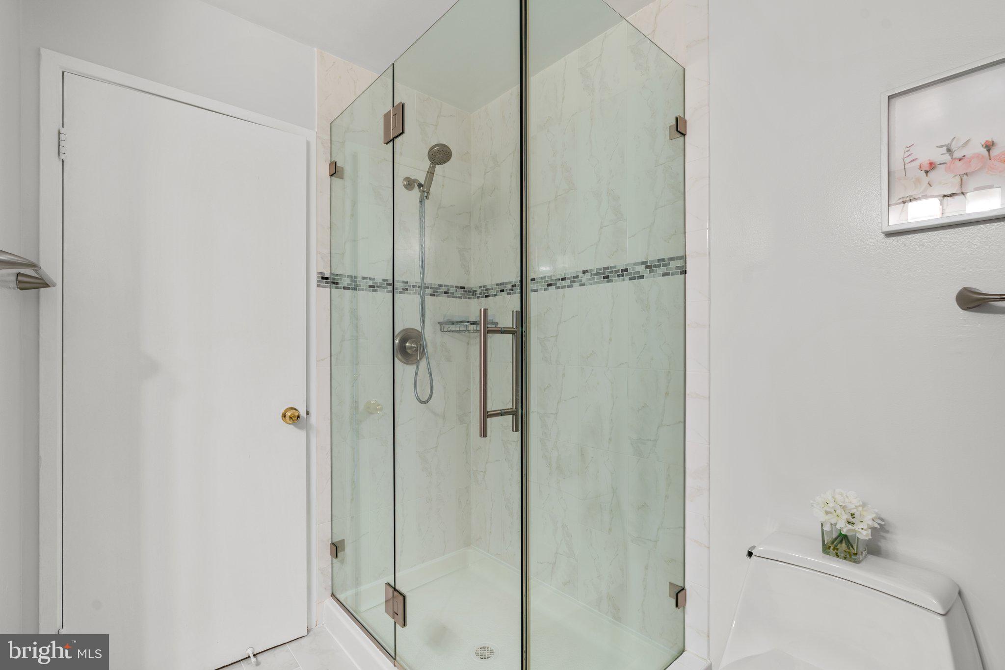 POTOMAC SPRINGS - Residential