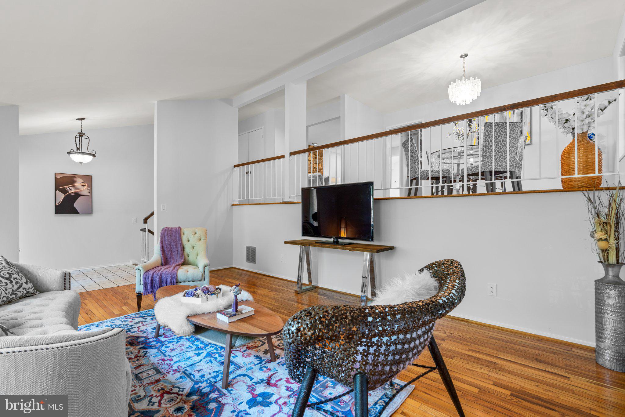 POTOMAC SPRINGS - Residential