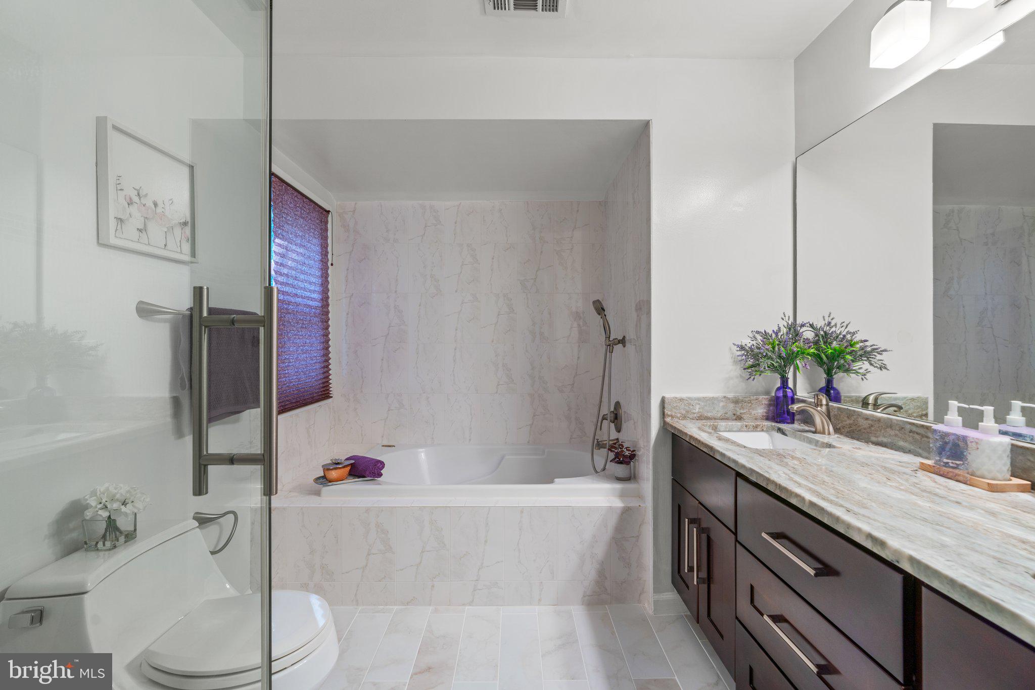 POTOMAC SPRINGS - Residential