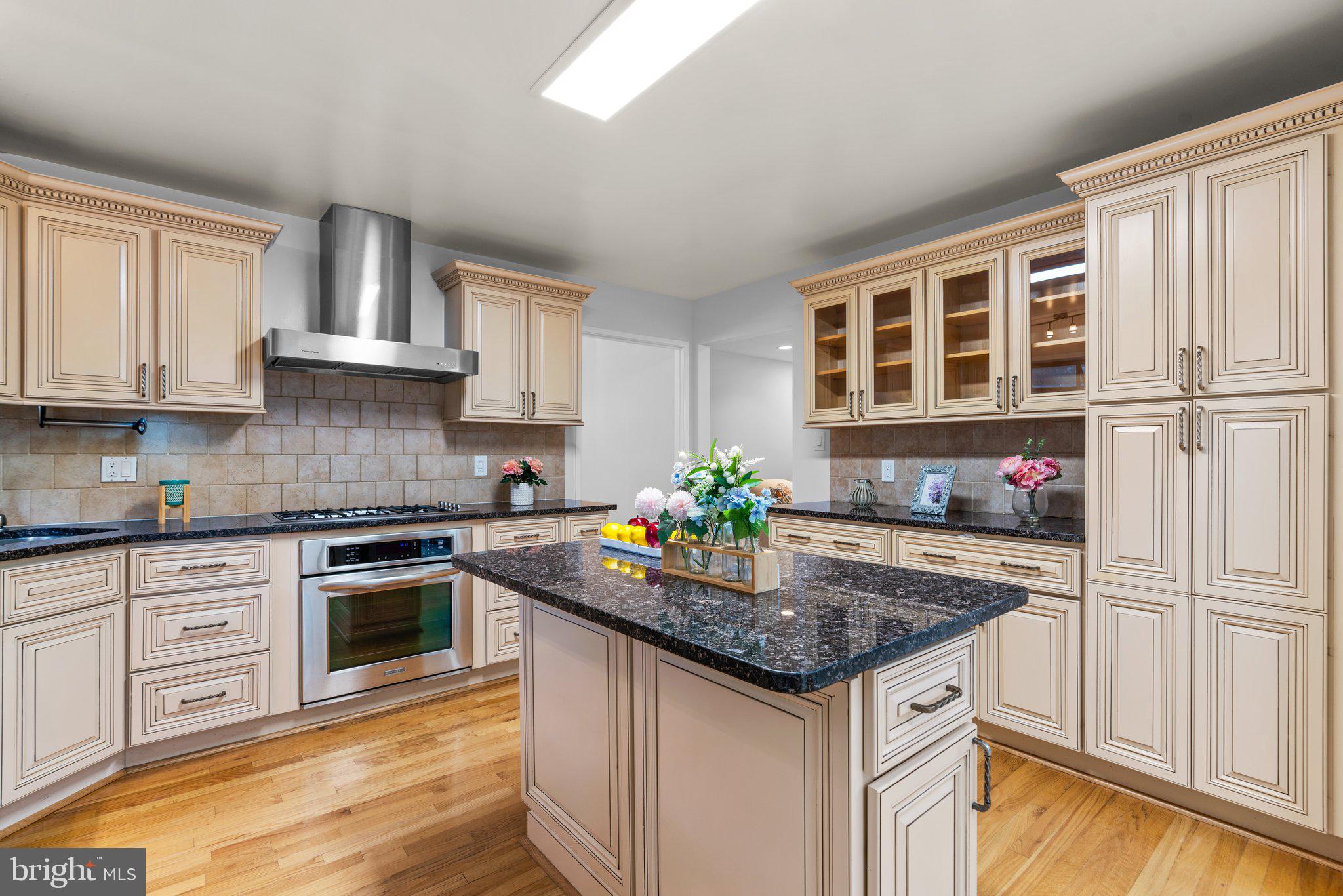 POTOMAC SPRINGS - Residential