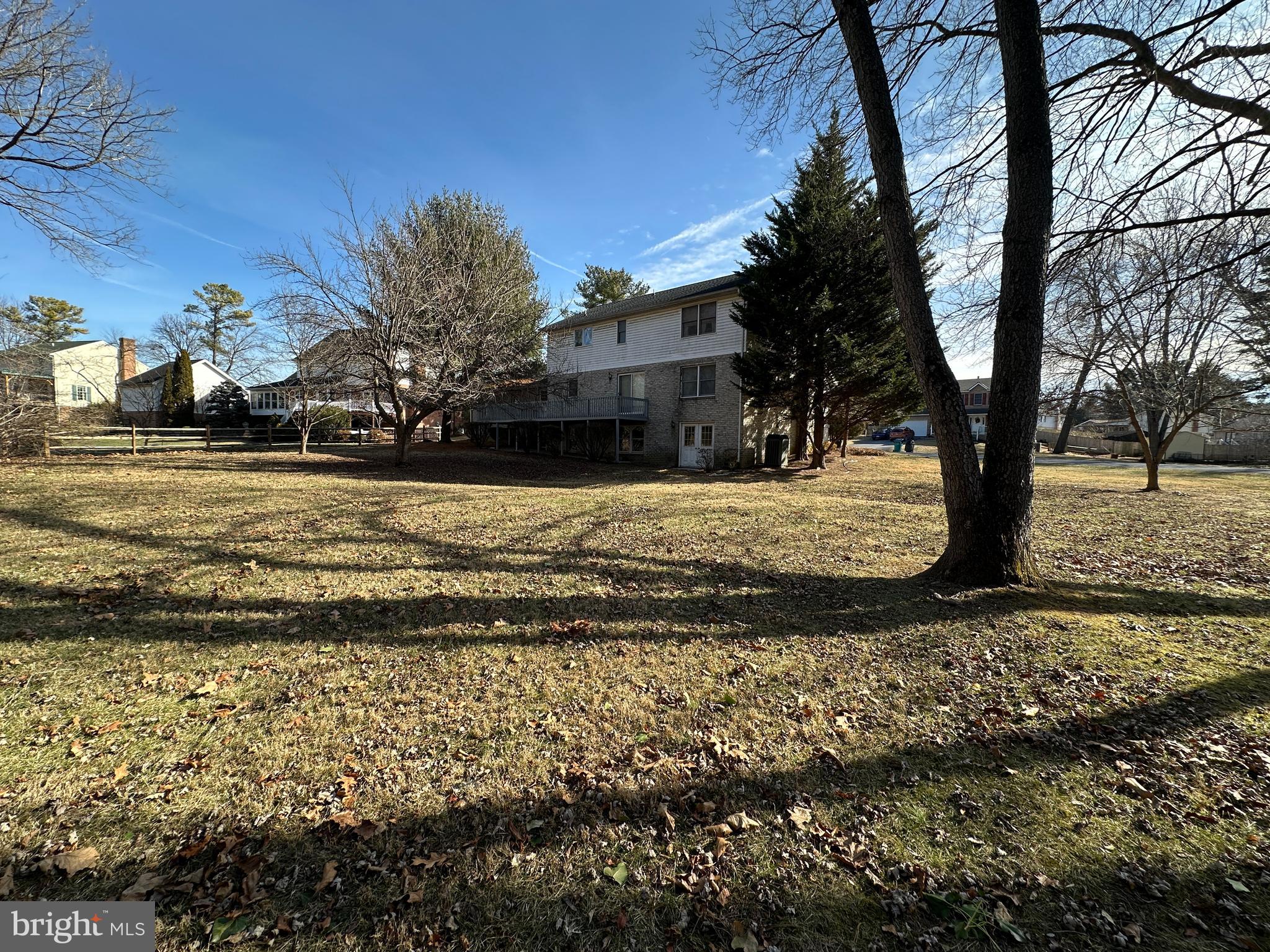 VAN LEAR - Residential