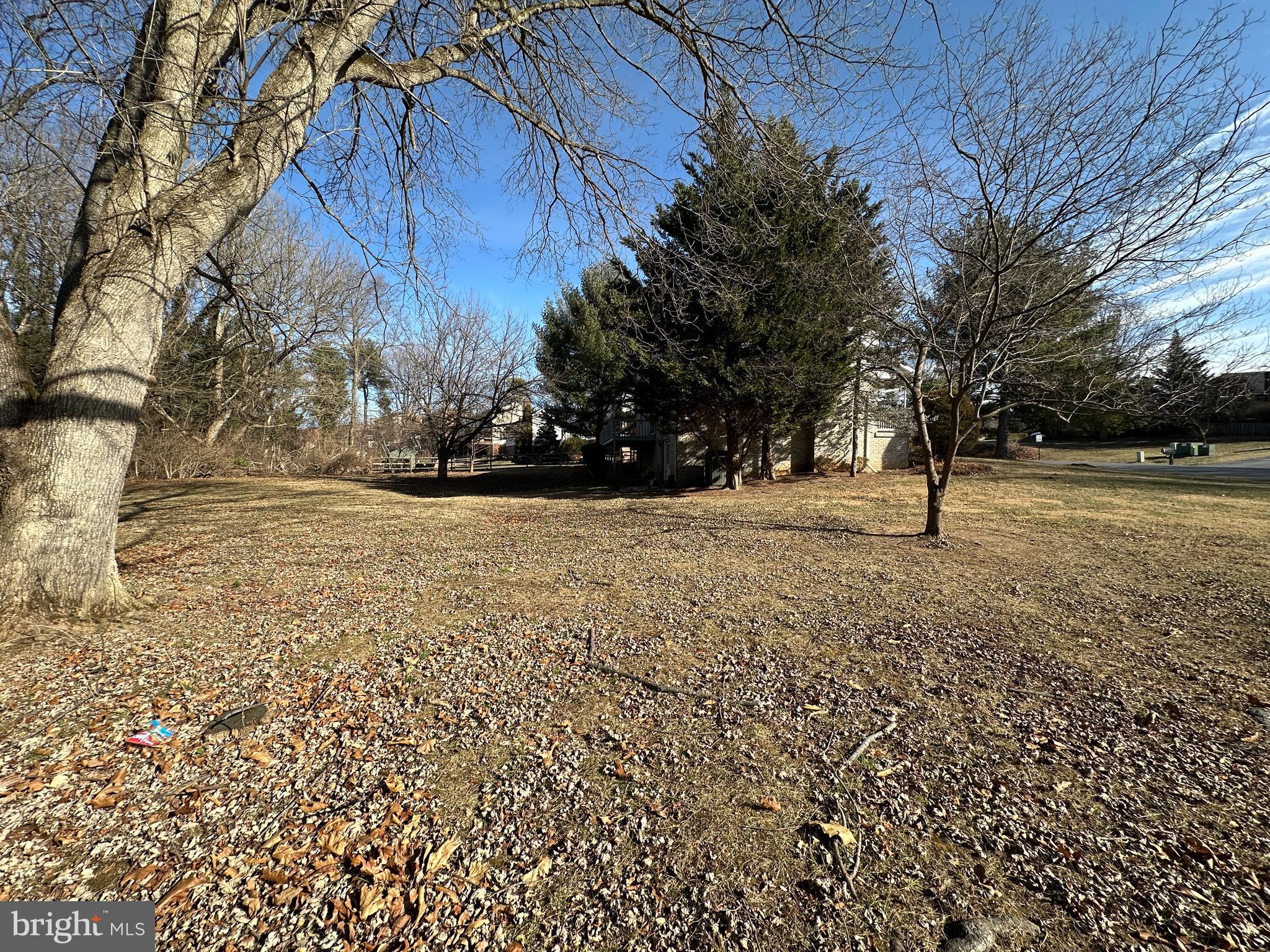 VAN LEAR - Residential