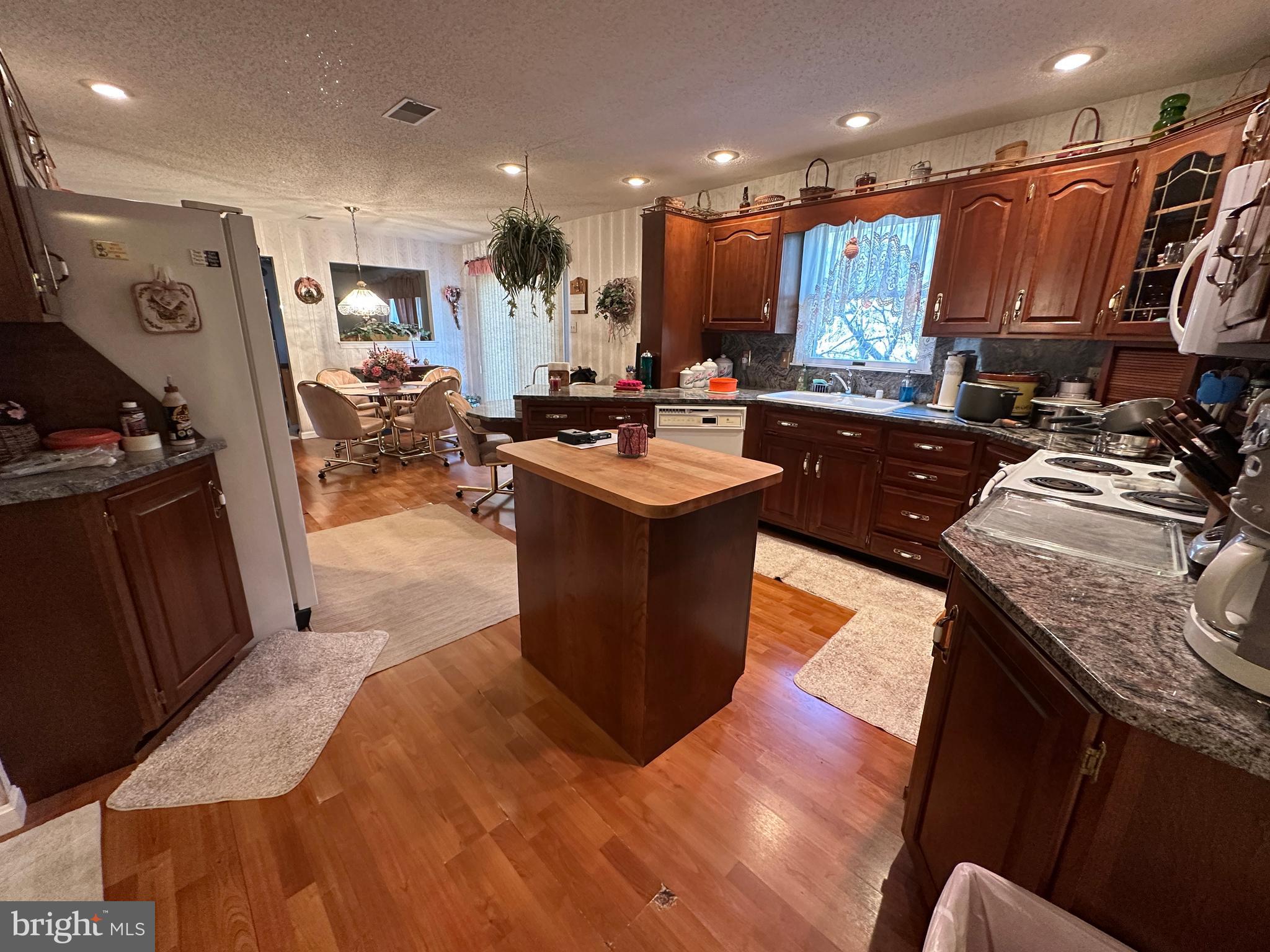 VAN LEAR - Residential