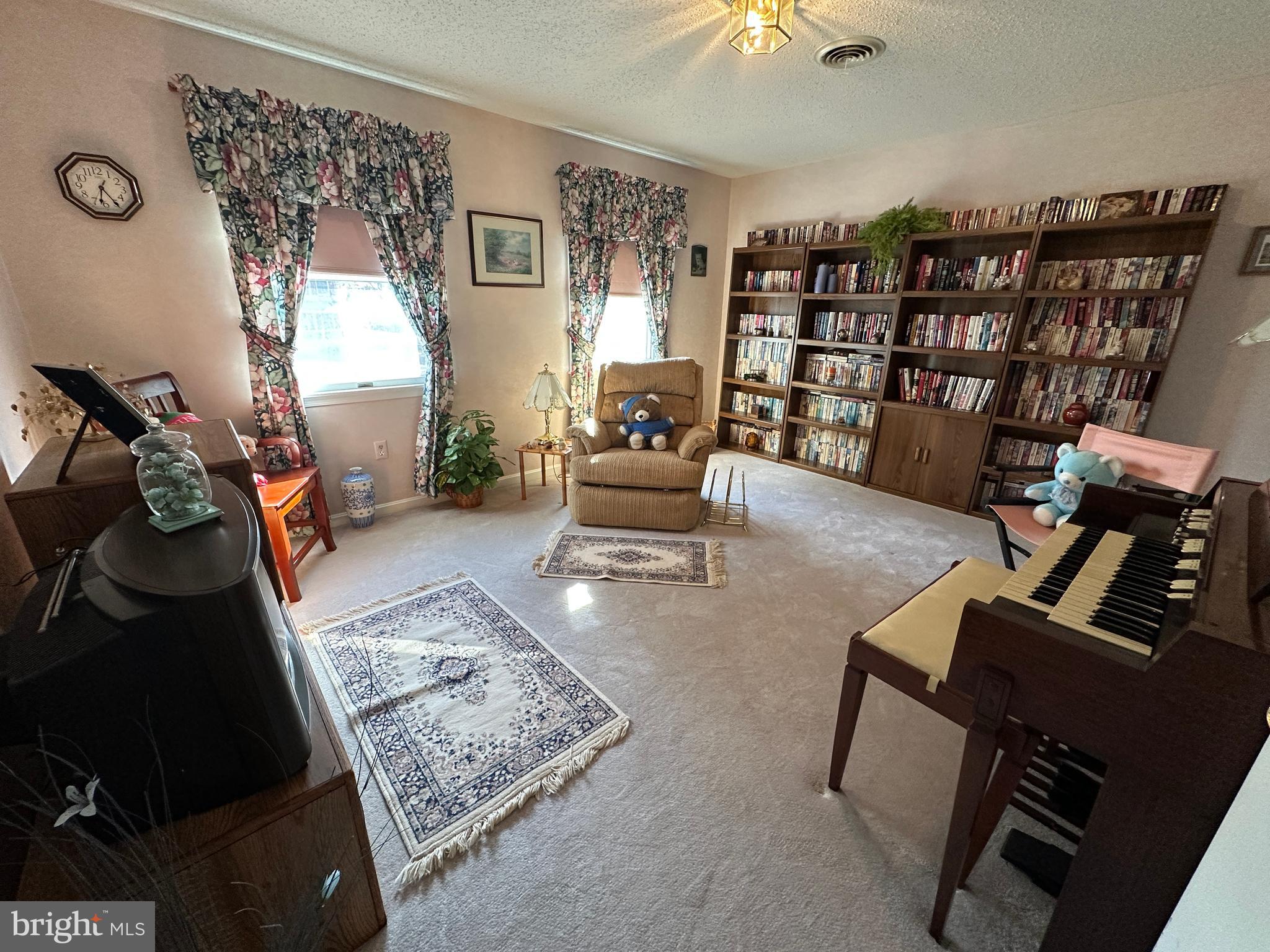 VAN LEAR - Residential