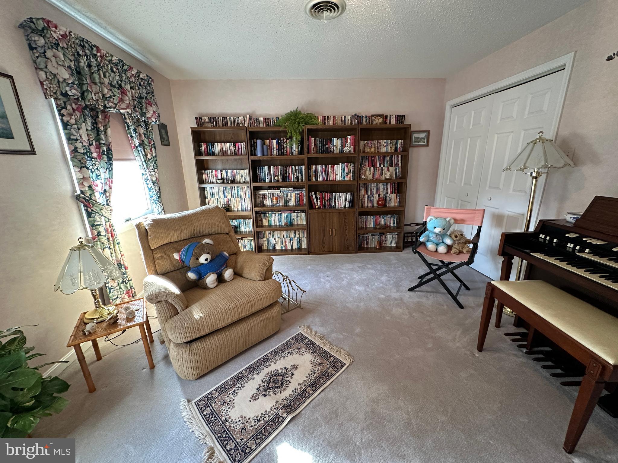 VAN LEAR - Residential