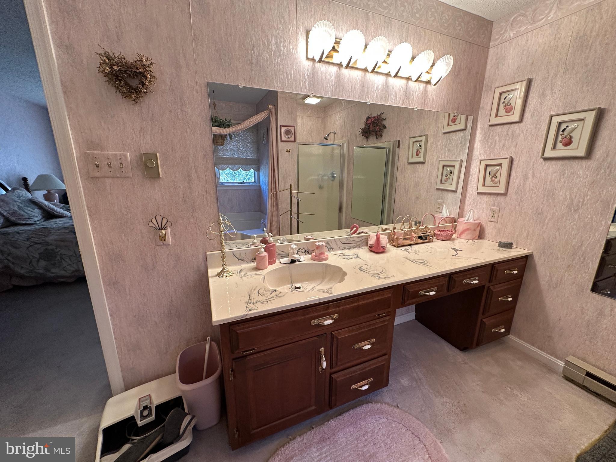 VAN LEAR - Residential