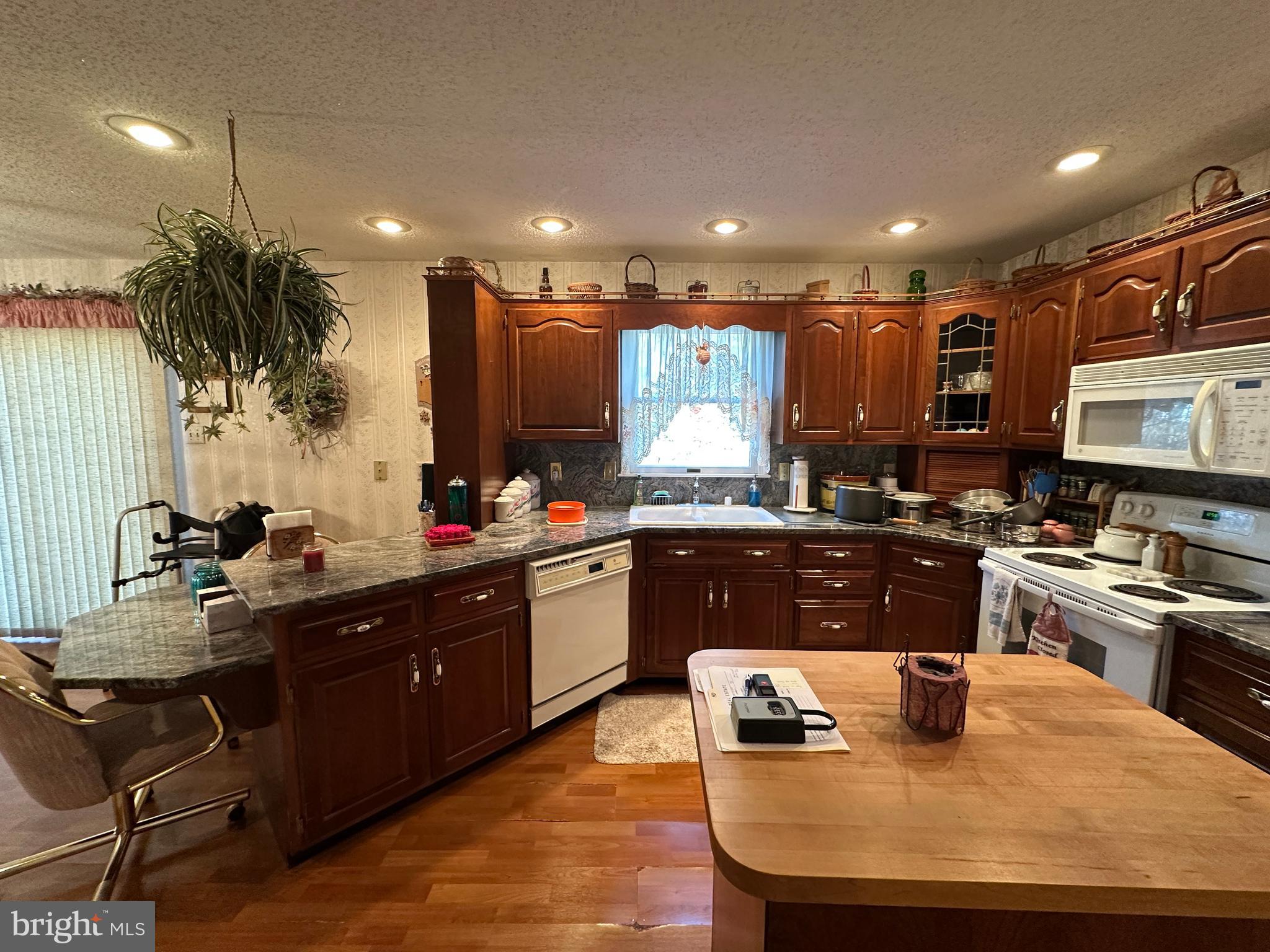 VAN LEAR - Residential