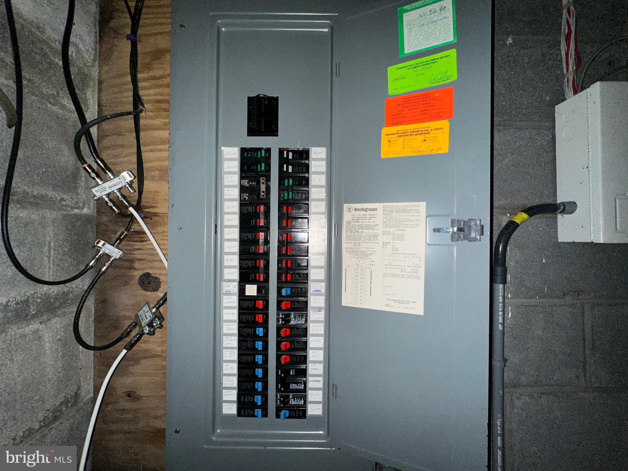 VAN LEAR - Residential