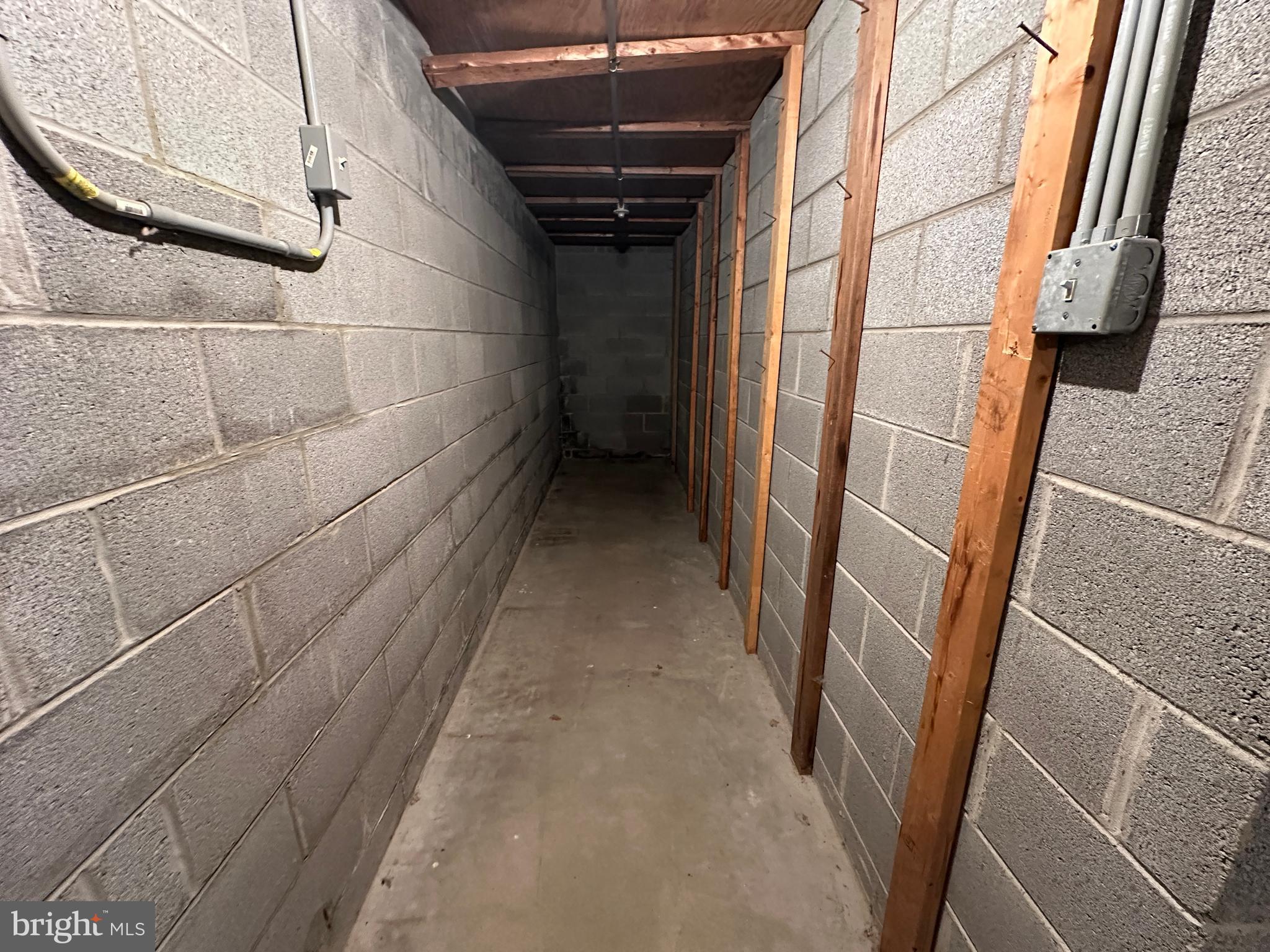 VAN LEAR - Residential