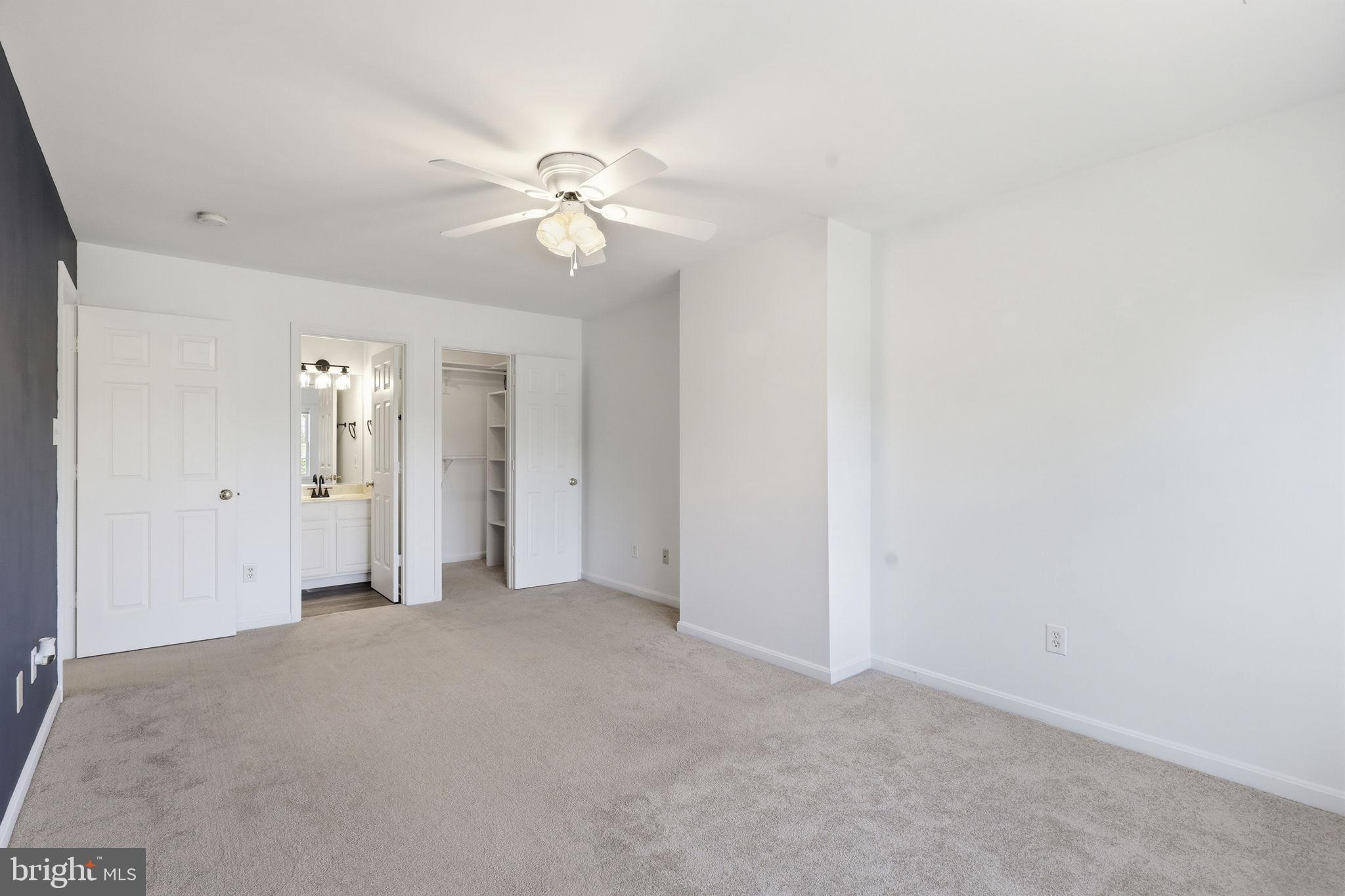 THE MEADOWS - Residential