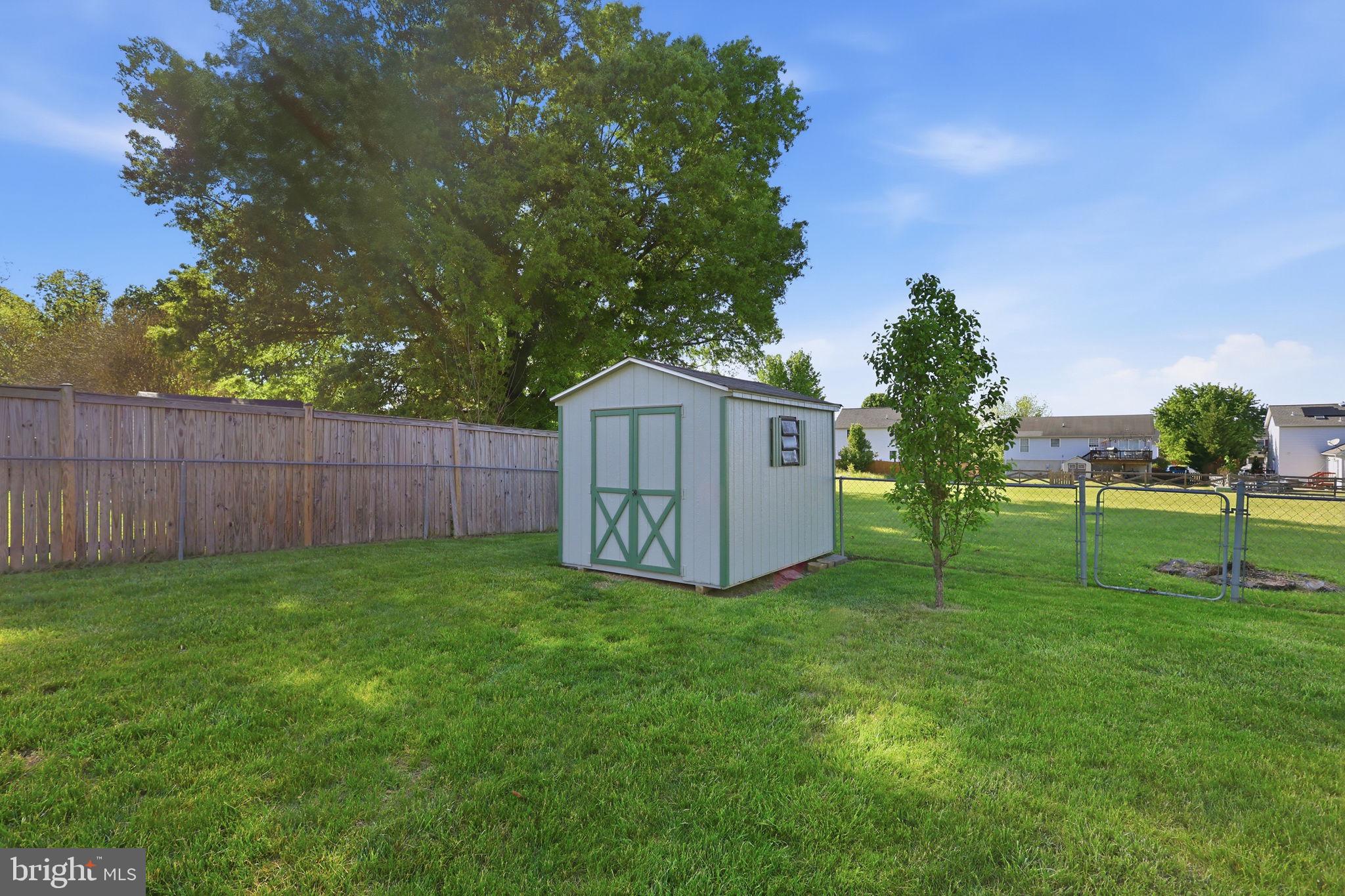 THE MEADOWS - Residential