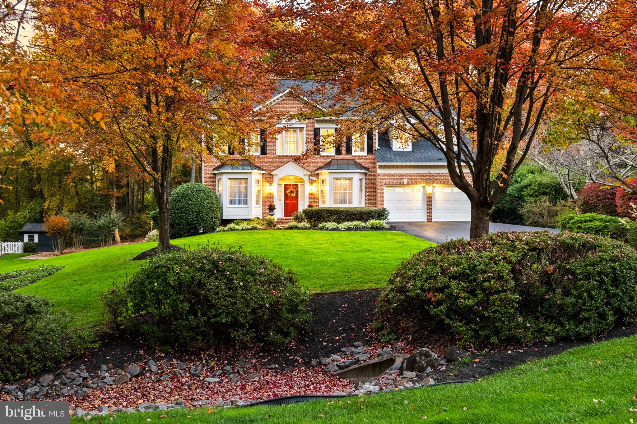 STONEY CREEK WOODS - Residential