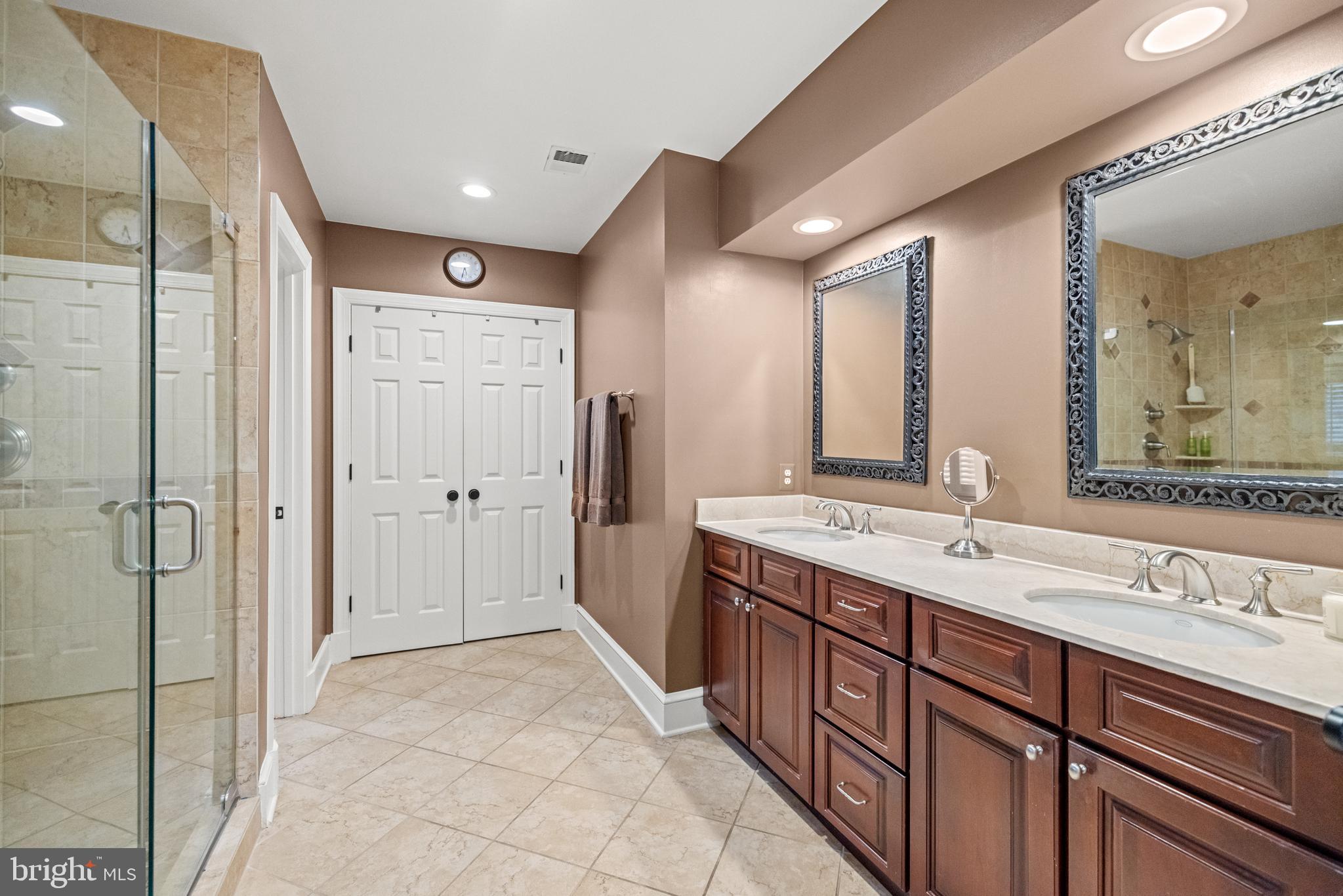 STONEY CREEK WOODS - Residential